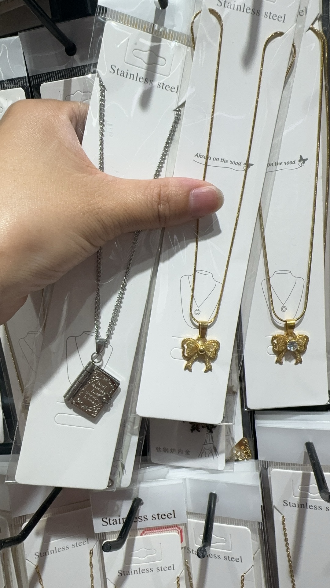 欧洲流行饰品，不锈钢蝴蝶结项链，爱心项链，项链钛金项链