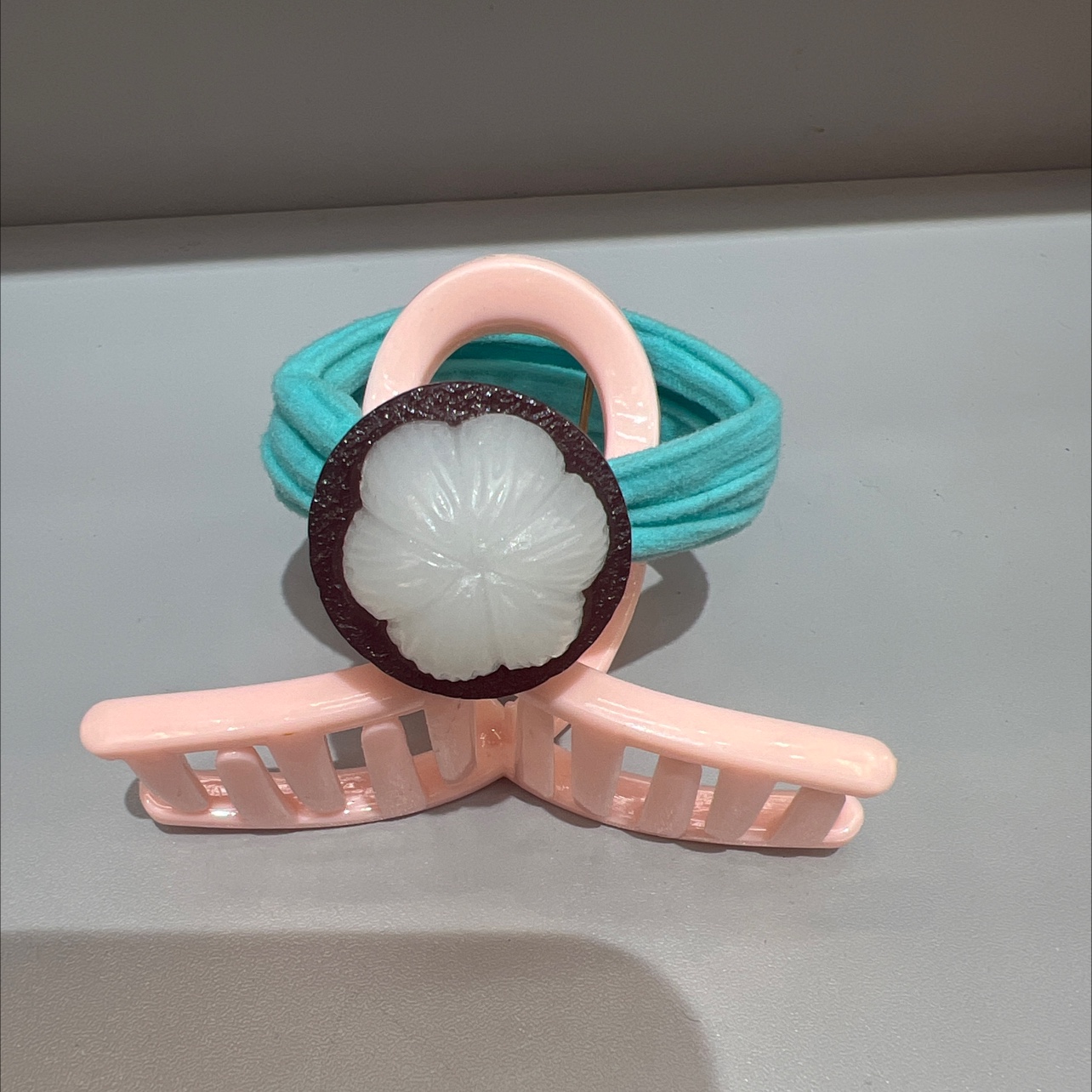 亚克力儿童发饰抓夹 时尚可爱发夹 多功能耐用发饰发饰