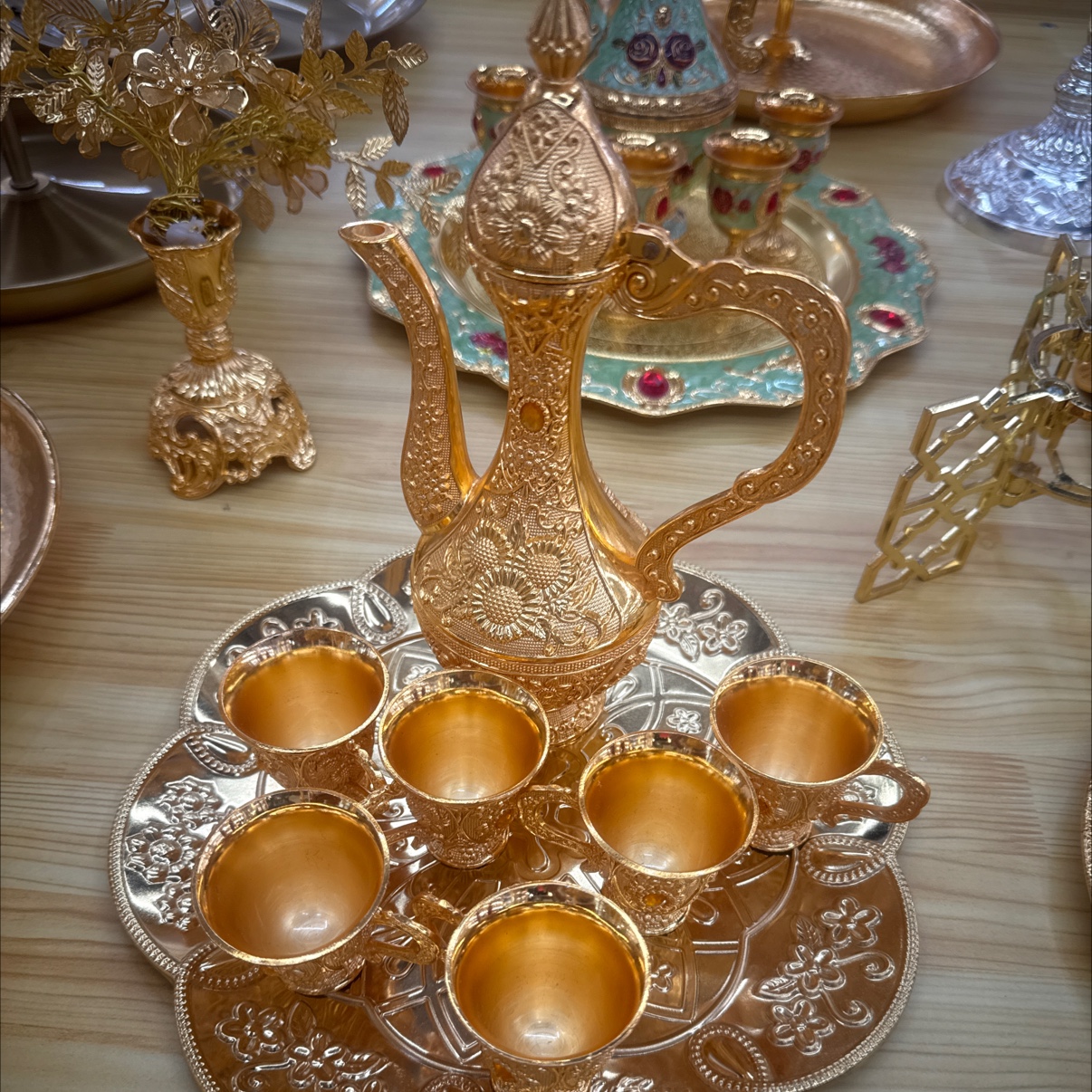 中东酒具，合金工艺品，酒壶酒杯