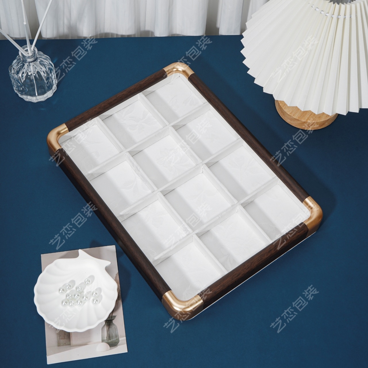 仿木饰品展示架 饰品店展示台 饰品盘陈列架 简约透明展示工具产品图