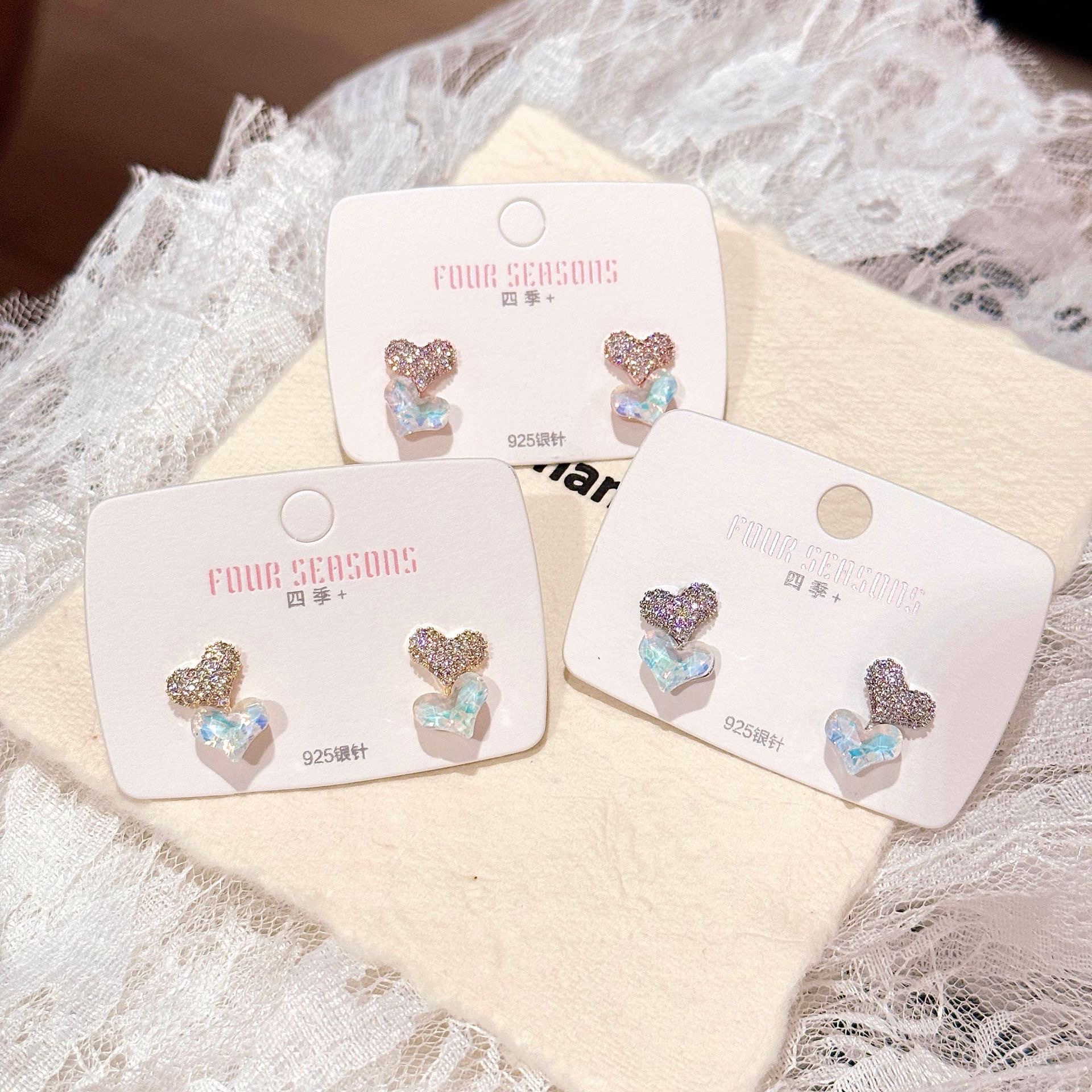 韩版新款爱心耳钉高级感气质心形耳饰女耳坠复古耳环港风桃心耳钉 