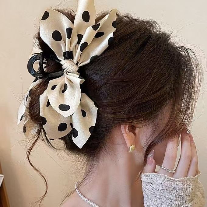 Retro polka dot bow clip, elegant and super fairy-like French back shark clip, light luxury and high-end hair clip, hair accessory clip detail image 2
