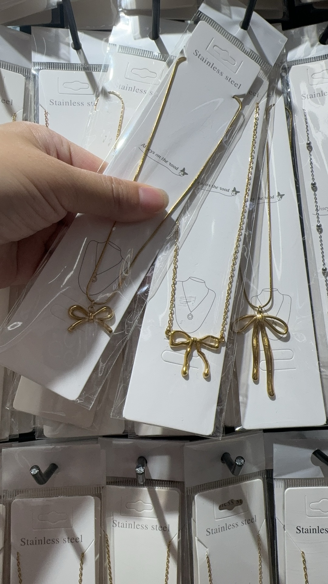 欧洲流行饰品，不锈钢蝴蝶结项链，爱心项链，项链钛金项链详情图3