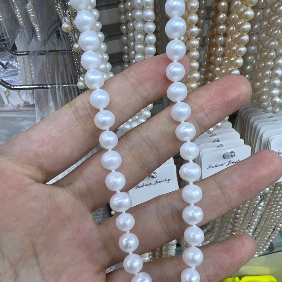 اللؤلؤ الطبيعي للمياه العذبة، قلادة من ٧مم، تتجه نحو اللؤلؤ الدائري details Picture