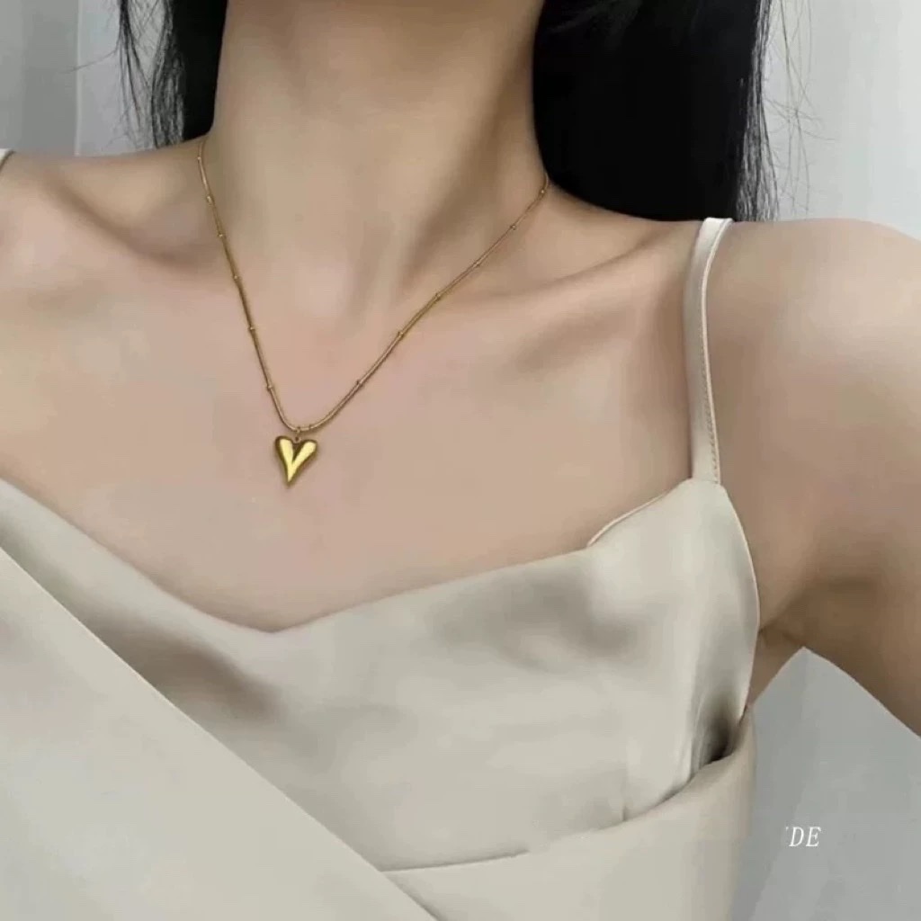 钛钢轻奢爱心项链女ins气质网红简约冷淡风锁骨链小众设计闺蜜潮