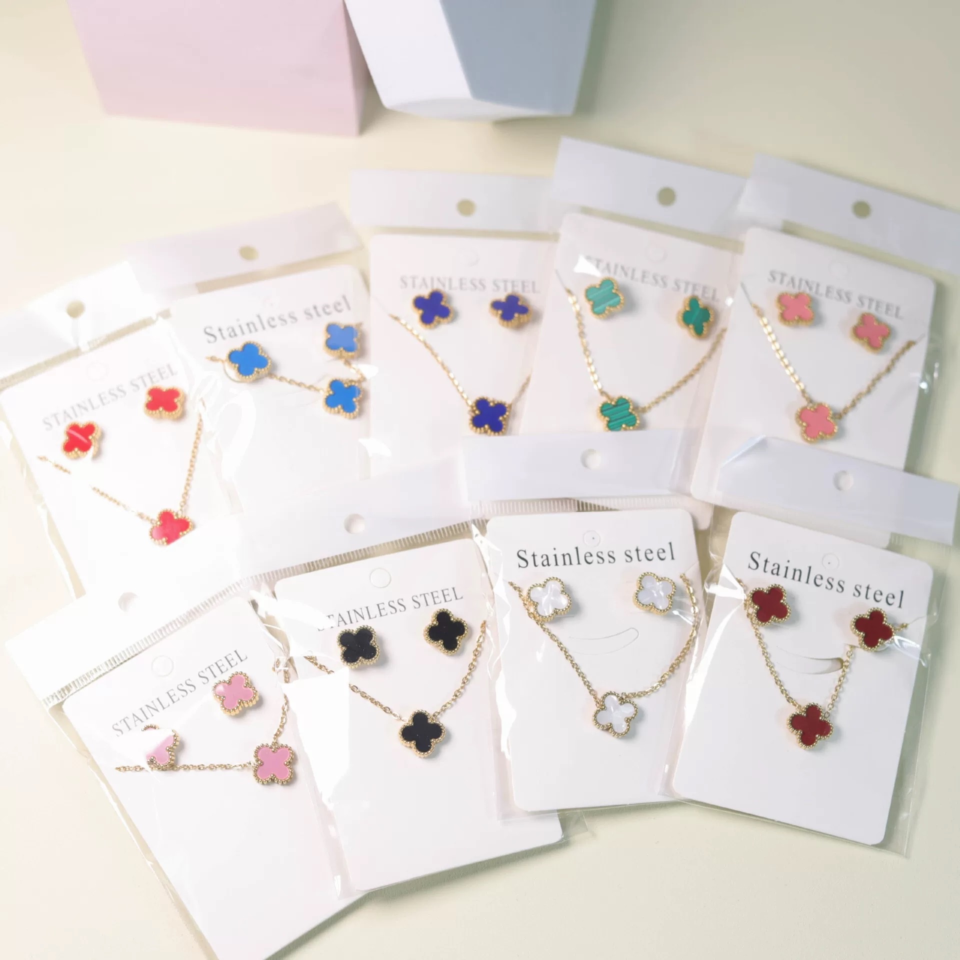 爆款幸运四叶花仿贝壳项链手链耳钉两件套三件套百搭五花手链锁骨链耳环