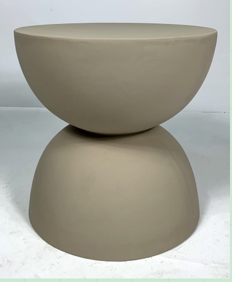 创意茶几，摆放咖啡，小盆景