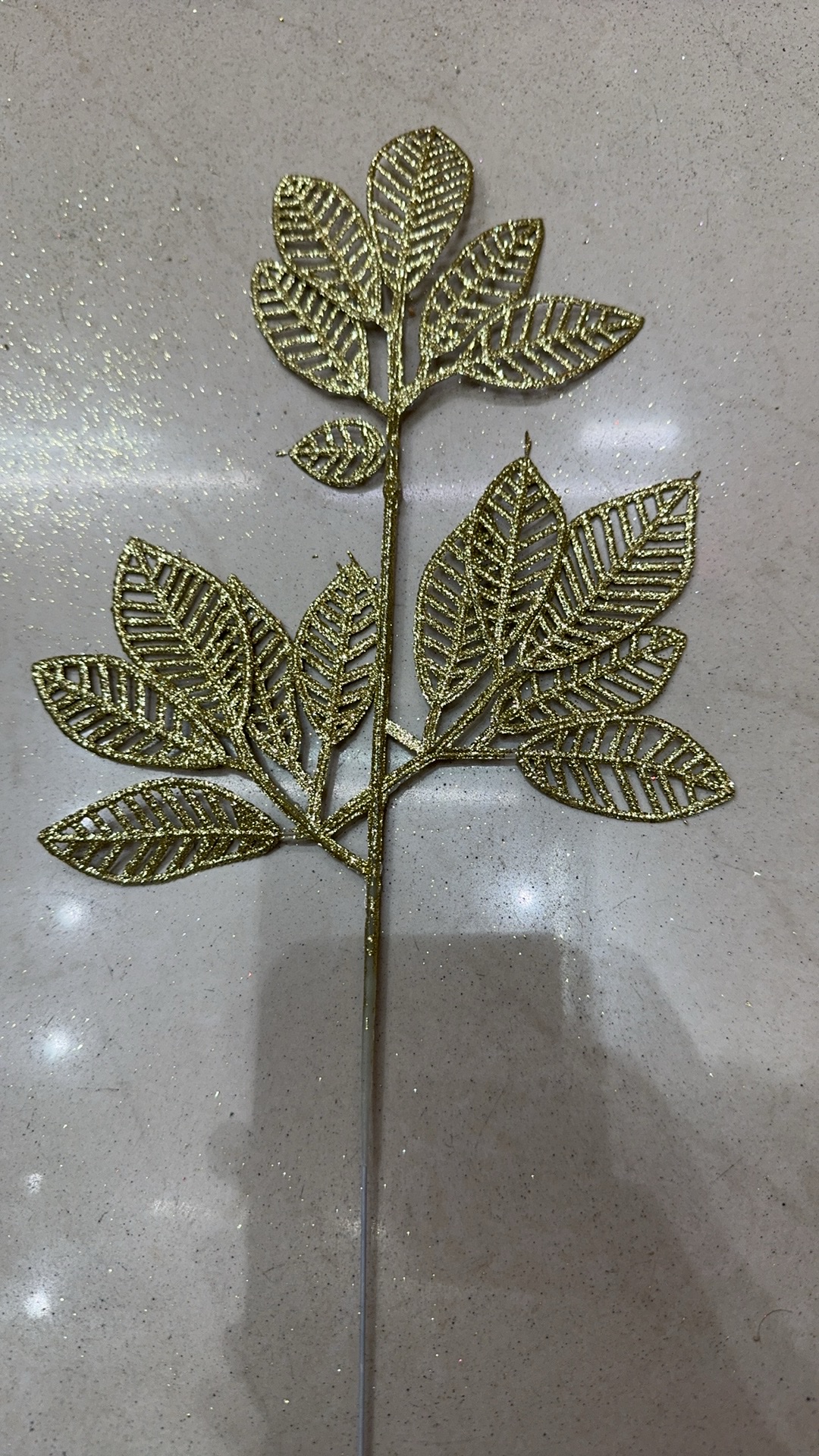 Decorative leaves