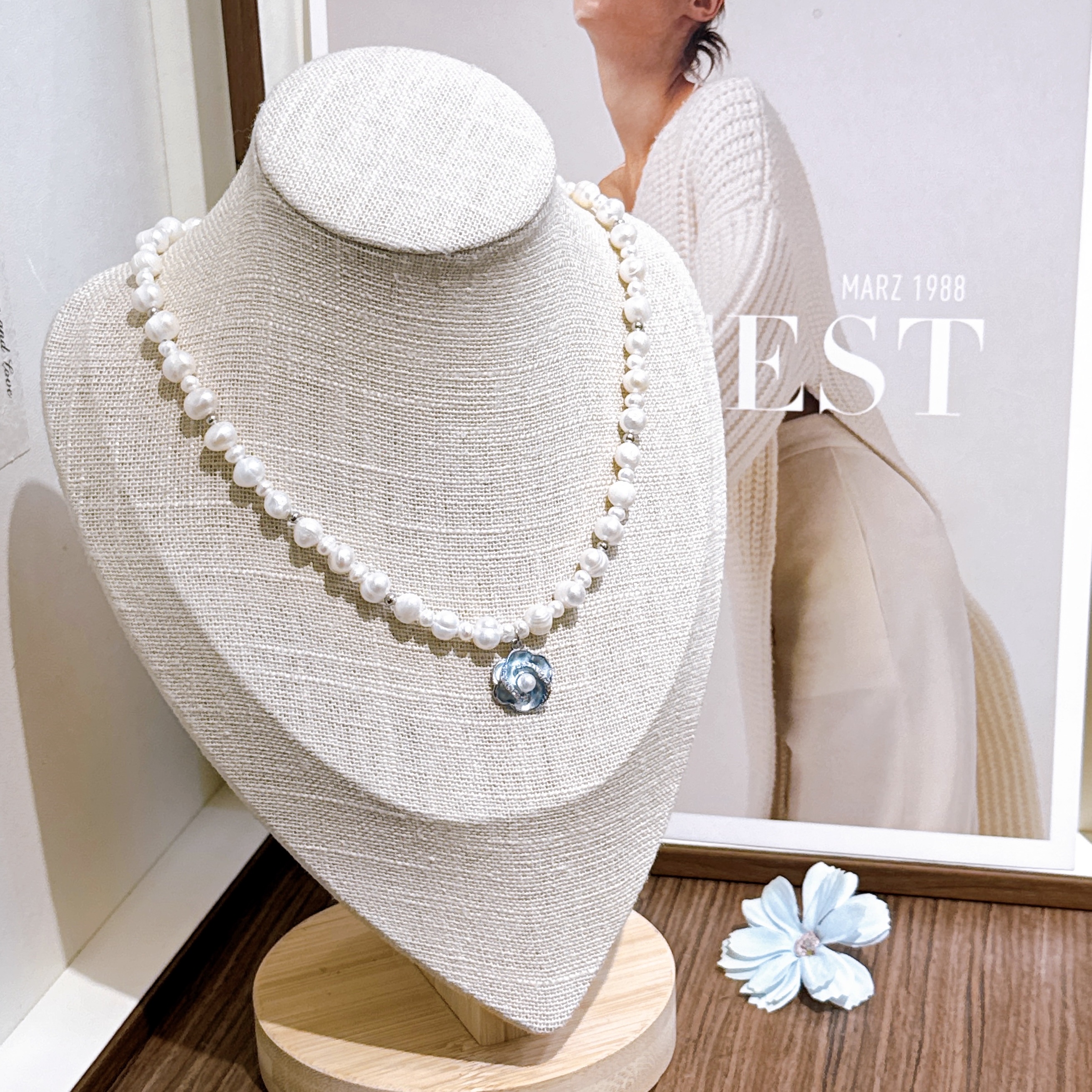 RIBACA |天然珍珠蓝色花朵精致送礼女生珍珠项链珍珠项链淡水珍珠项链珍珠产品图