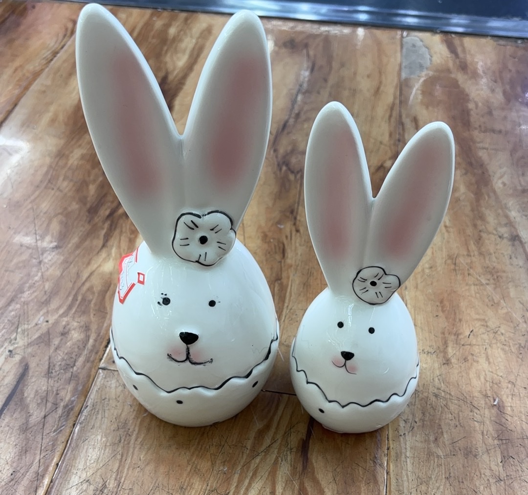 Christmas ceramic pepper bottle, cookie jar, creative kitchen seasoning jar, holiday decoration storage jar detail image 6