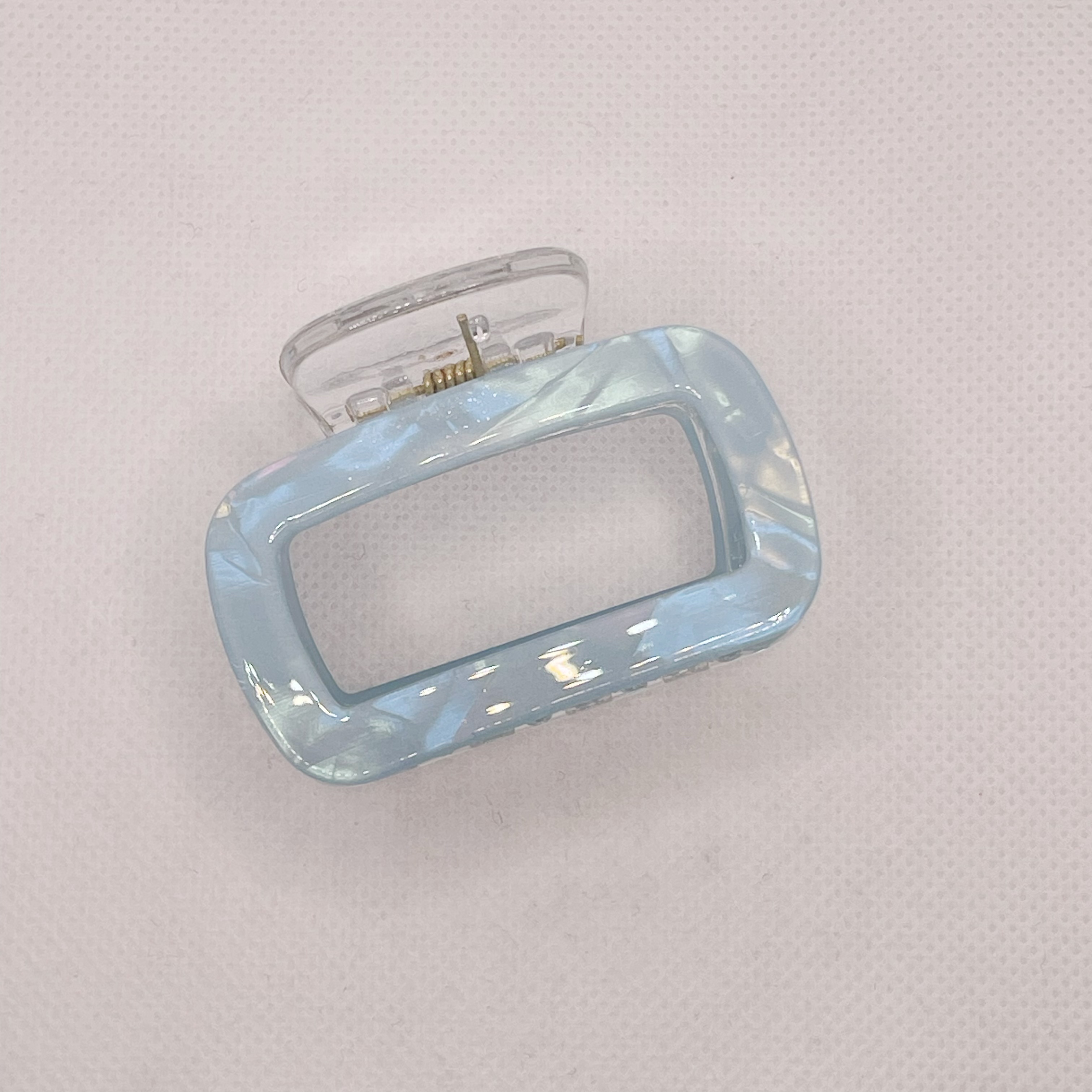 High-end touching fish girl hair clip, half-tied hair clip at the back of the female head, medium-sized shark clip, elegant hair clip headwear for summer detail image 7