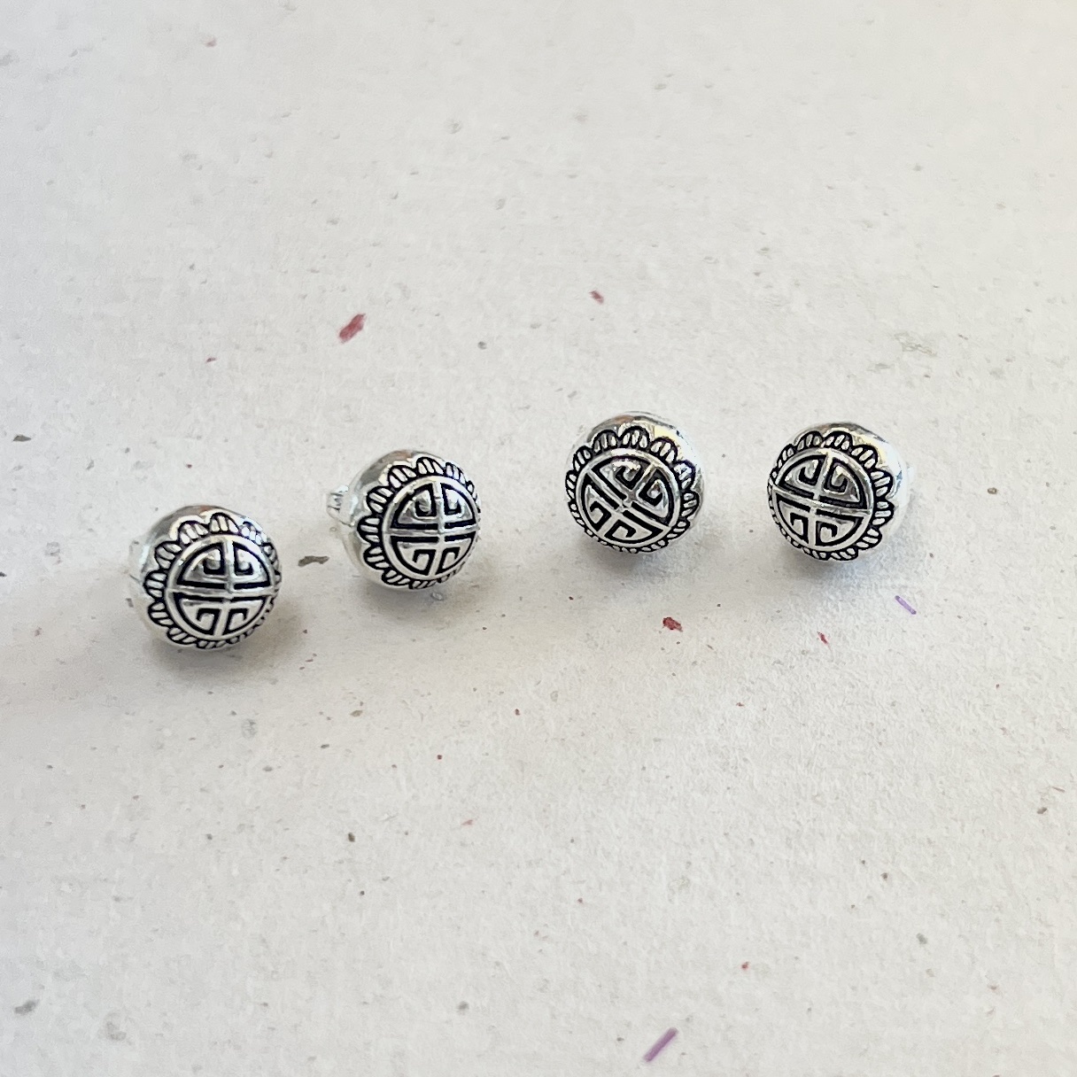 Tibetano cheongpao button plata tibetana sólido tipo de letra de yu patrón vintage gran agujero hebilla puños hecho a mano DIY accesorios de ropa diy accesorios details Picture
