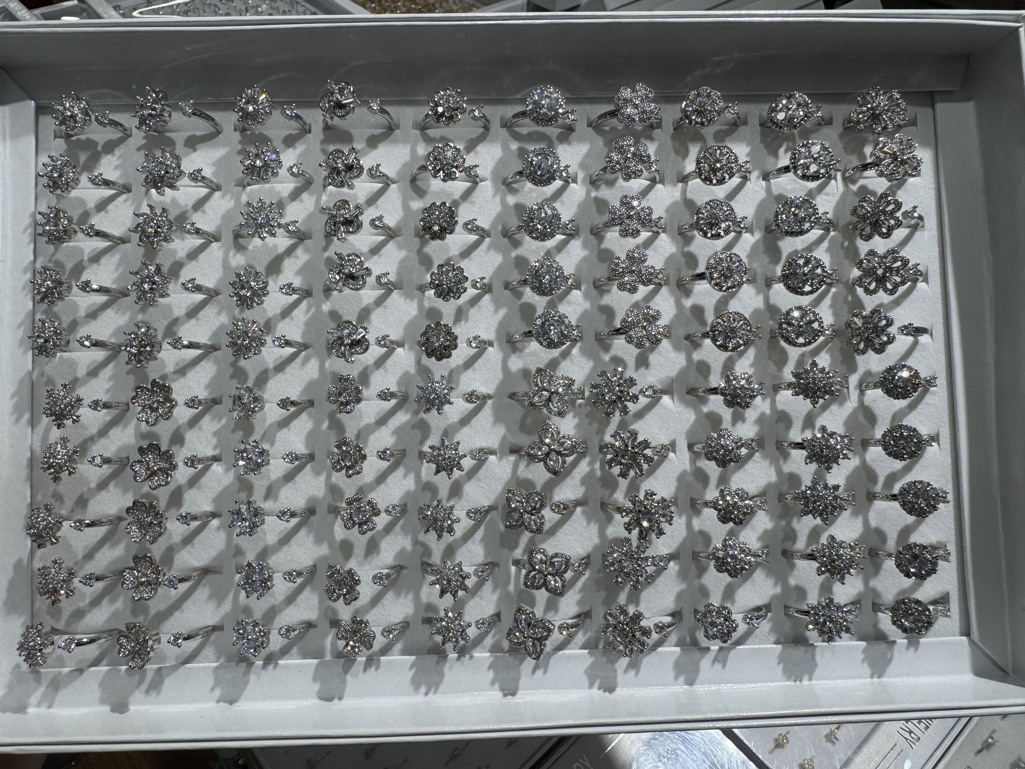 时尚潮流款式旋转设计开口可调节金色银色电镀戒指女戒指中古戒指中古