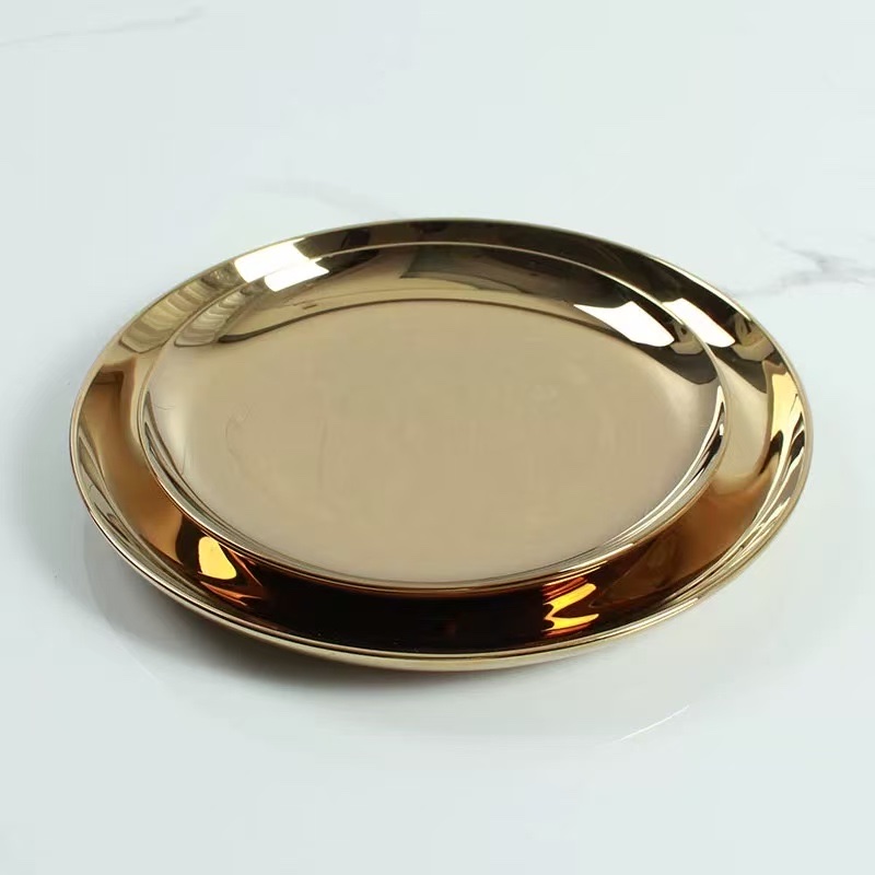 Luxurious dinner plates, decorated with heart-shaped strawberry small plates, exquisite plating tools, suitable for afternoon tea and meal plating, enhancing the sense of ceremony during dining detail image 4