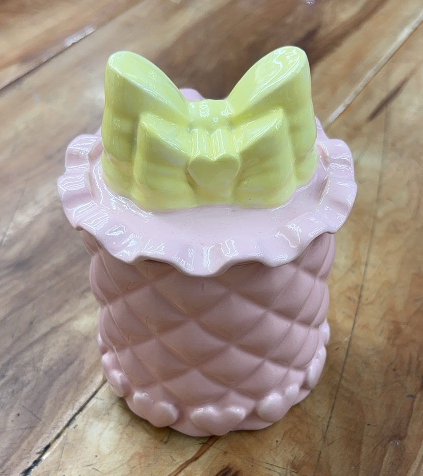 Christmas ceramic pepper bottle, cookie jar, creative kitchen seasoning jar, holiday decoration storage jar detail image 11