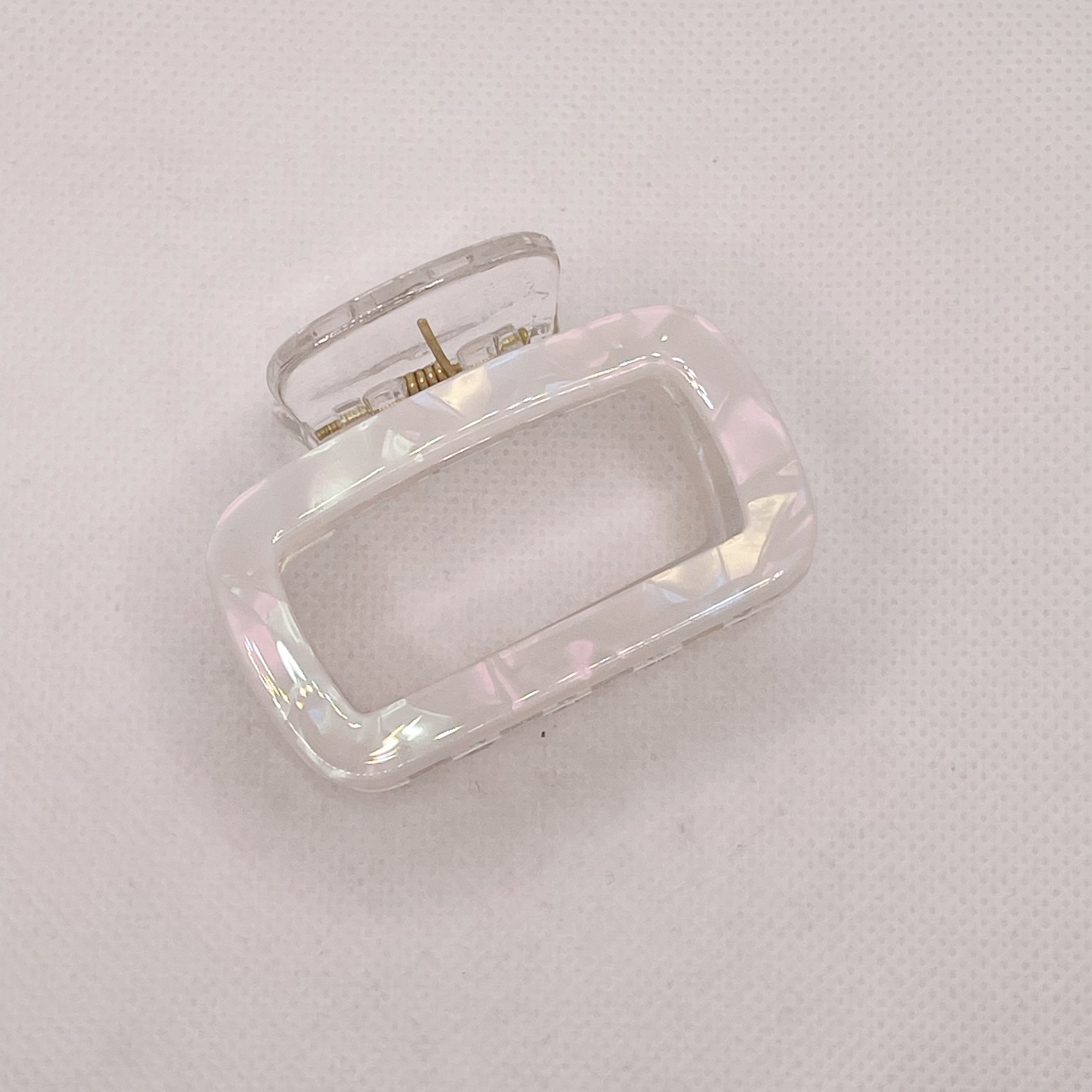 High-end touching fish girl hair clip, half-tied hair clip at the back of the female head, medium-sized shark clip, elegant hair clip headwear for summer detail image 9