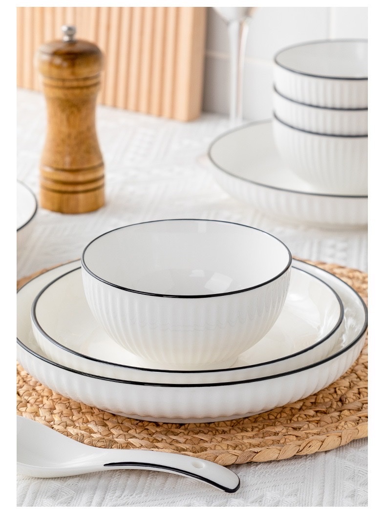 Ceramic black-edge bowl and plate, simple household tableware set, creative retro style, durable bowl and plate combination, ceramic bowl, plate and dish detail image 3