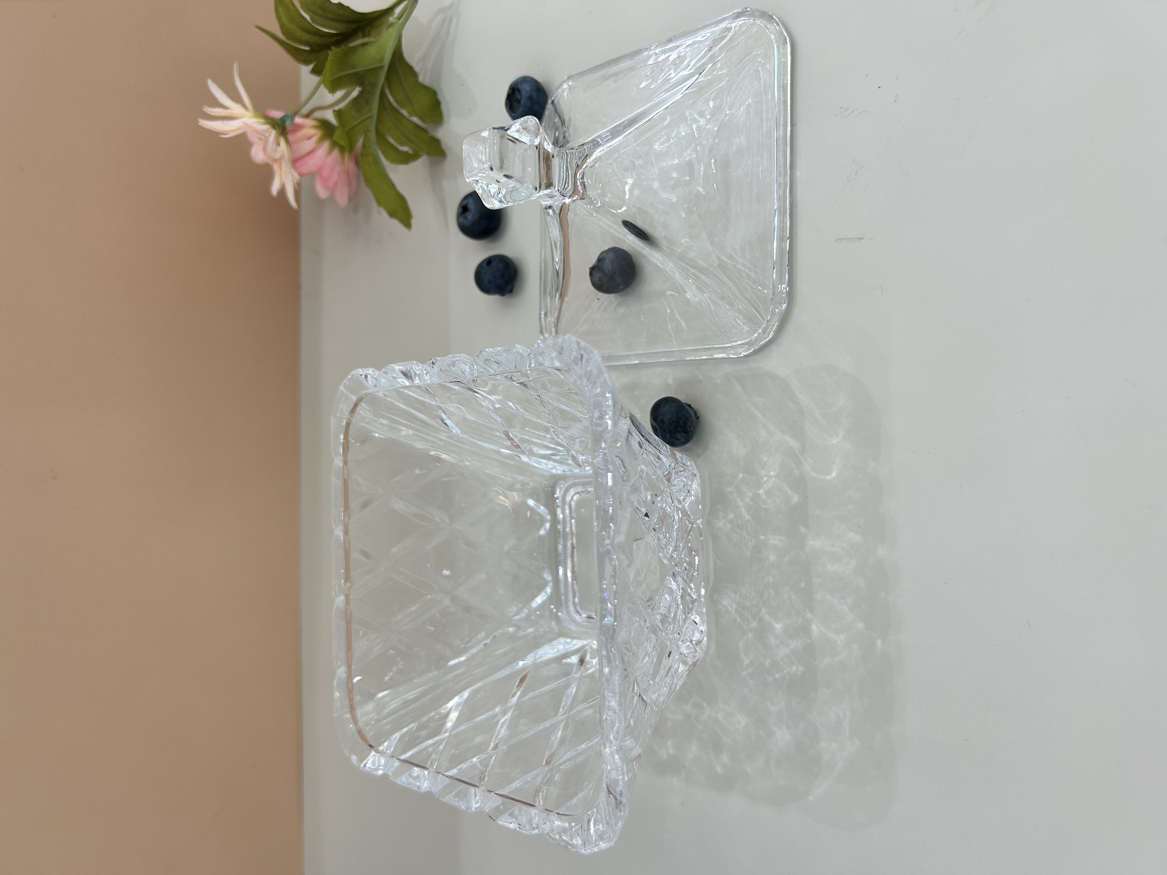 Square glass sugar jar with lid, storage tank, simple jewelry box, glass handicrafts detail image 7