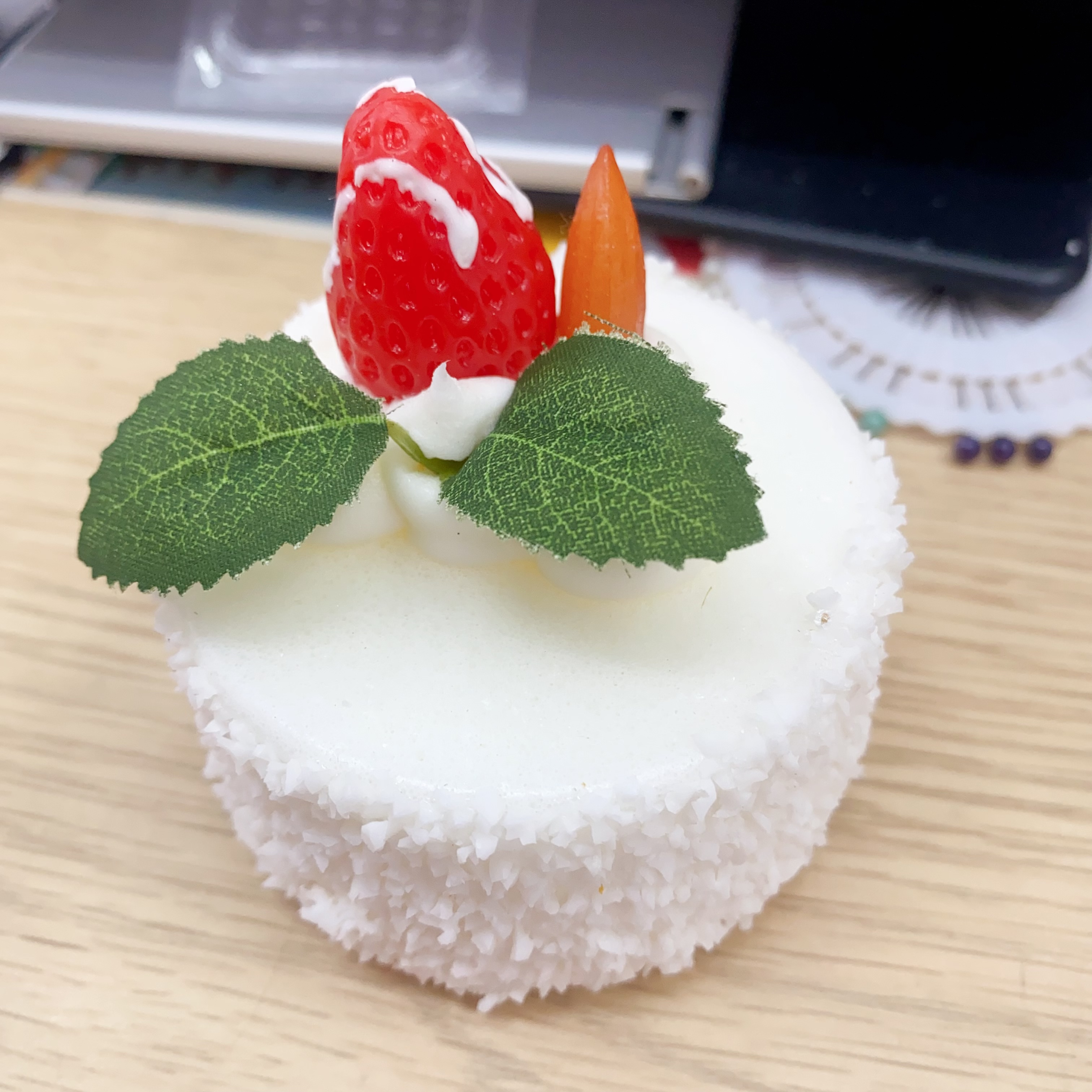 仿真蛋糕冰箱贴
产品图