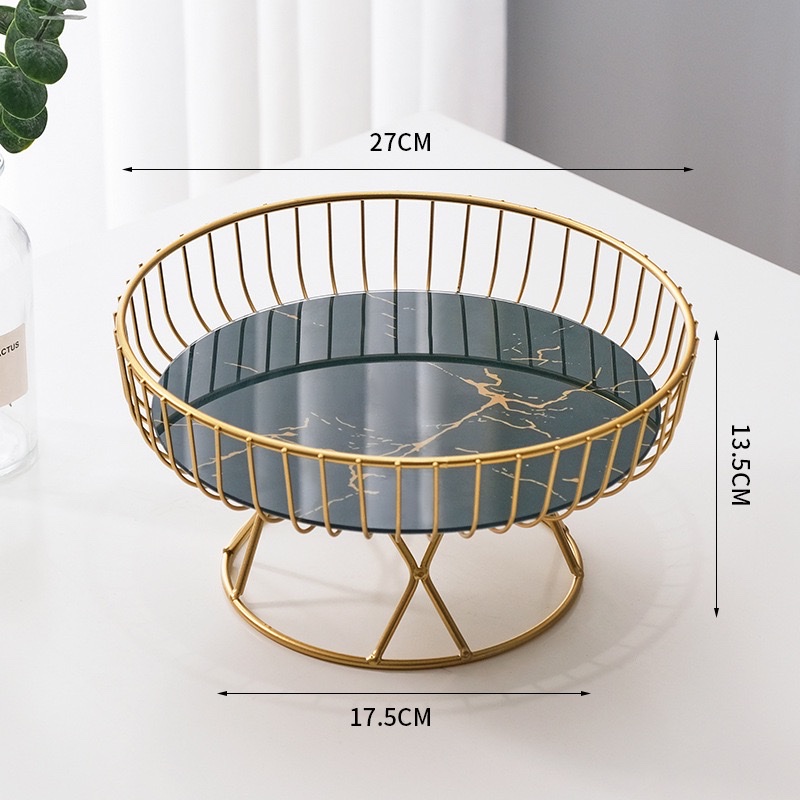 Light luxury ironwork fruit plate, coffee table, living room candy inventory, heart display, decorative items, storage basket details Picture