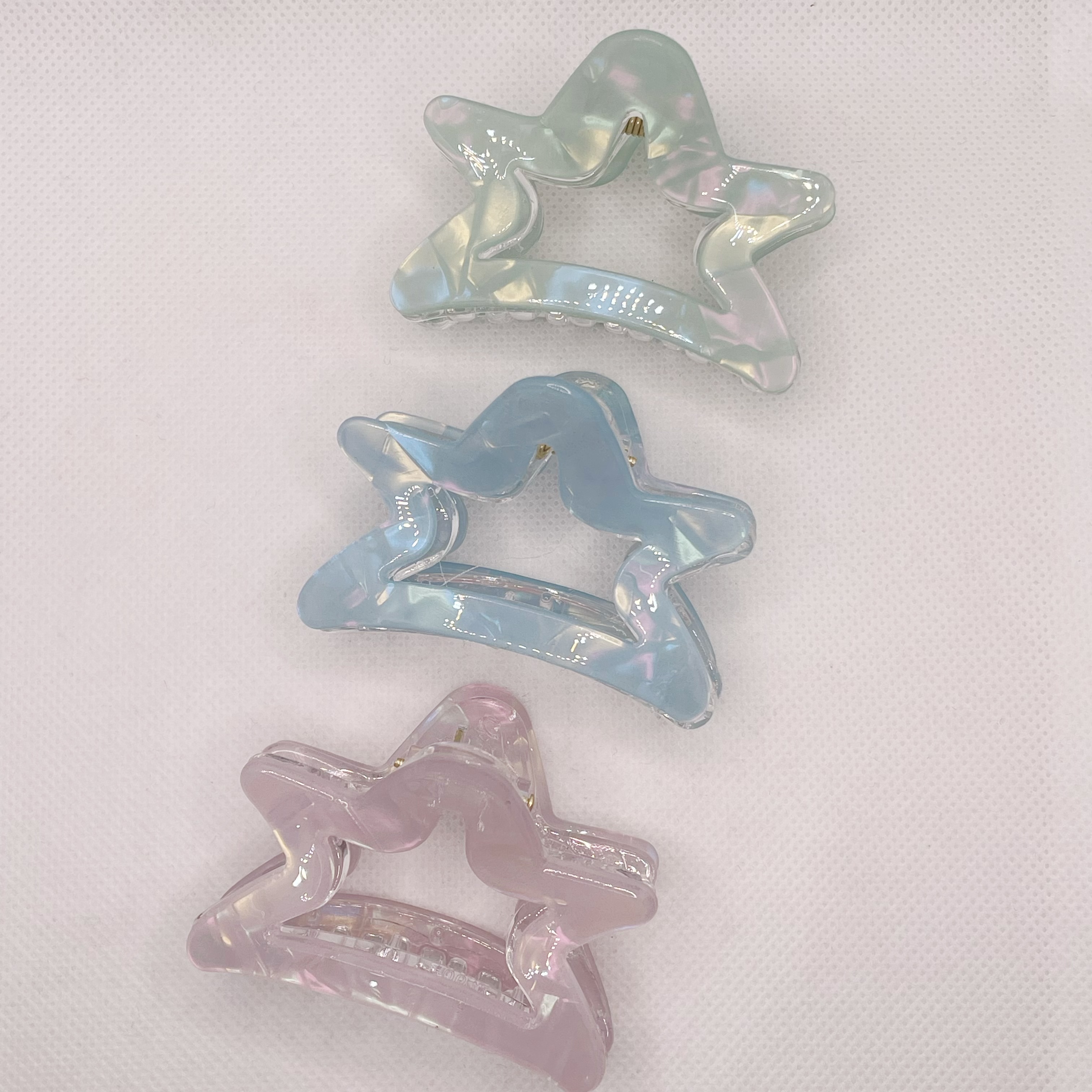 Mermaid Girl's colorful claw clip, five-pointed star hair clip, shark clip at the back of the head, medium size, less hair, half short hair accessory detail image 4