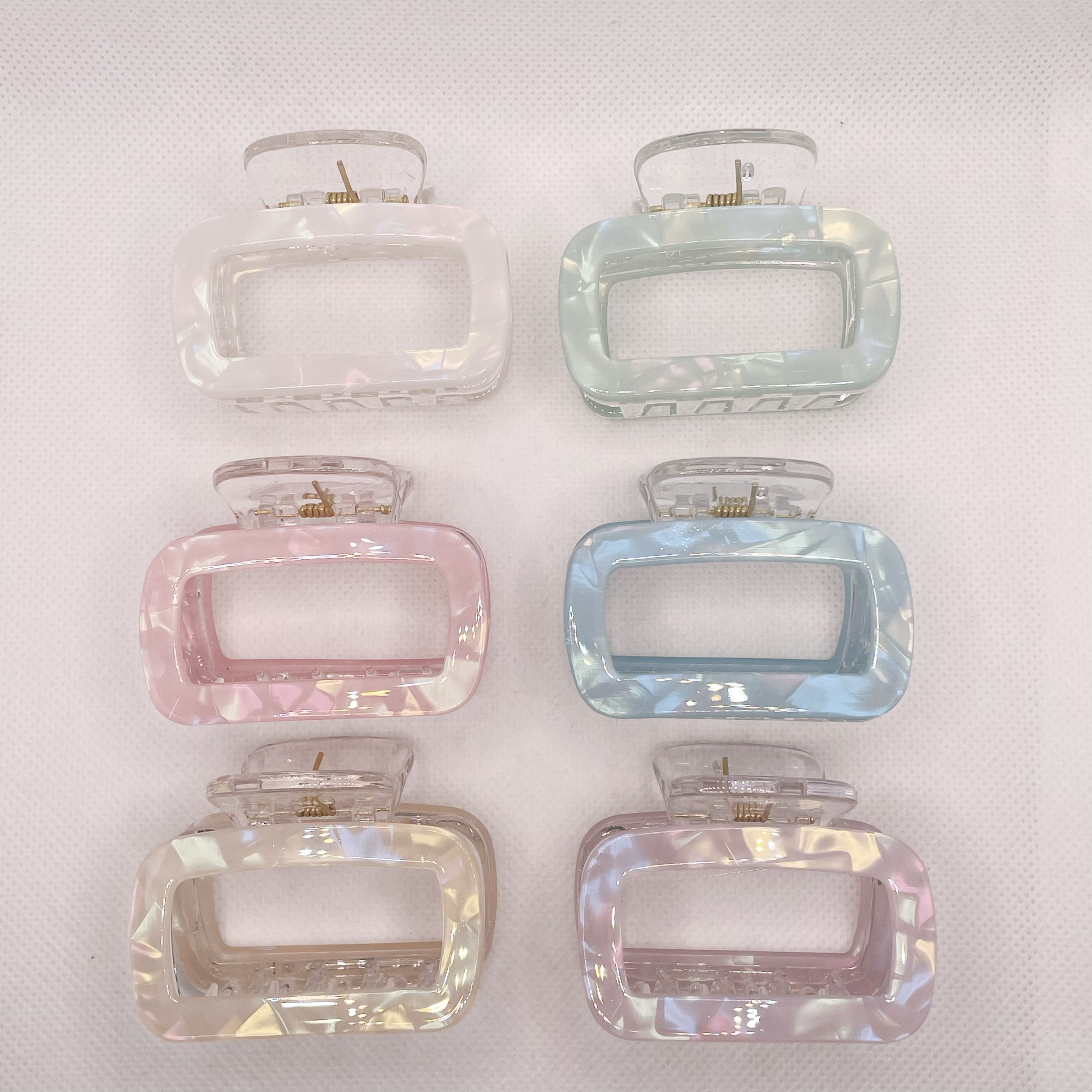 High-end touching fish girl hair clip, half-tied hair clip at the back of the female head, medium-sized shark clip, elegant hair clip headwear for summer detail image 2