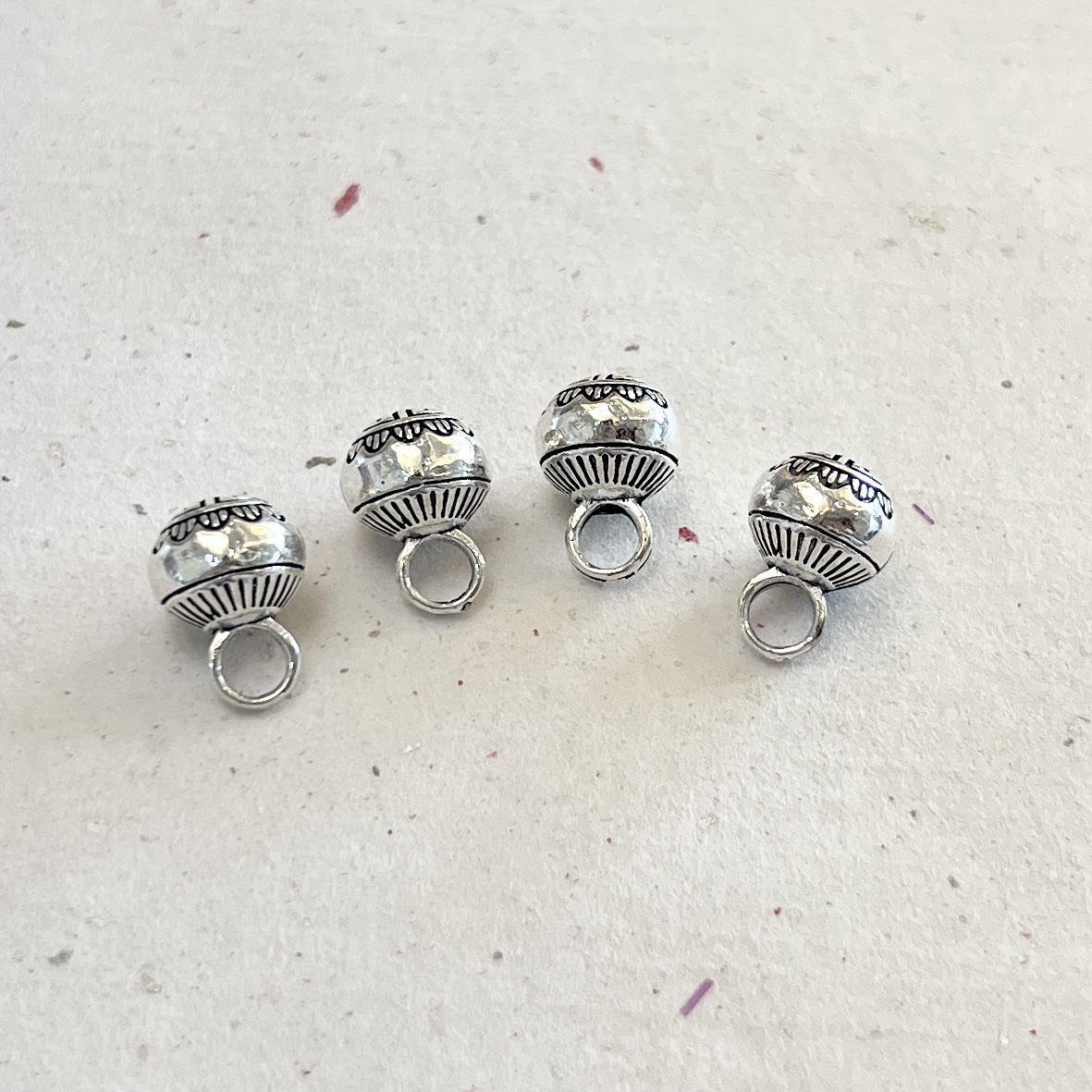 Tibetano cheongpao button plata tibetana sólido tipo de letra de yu patrón vintage gran agujero hebilla puños hecho a mano DIY accesorios de ropa diy accesorios Application Scenario