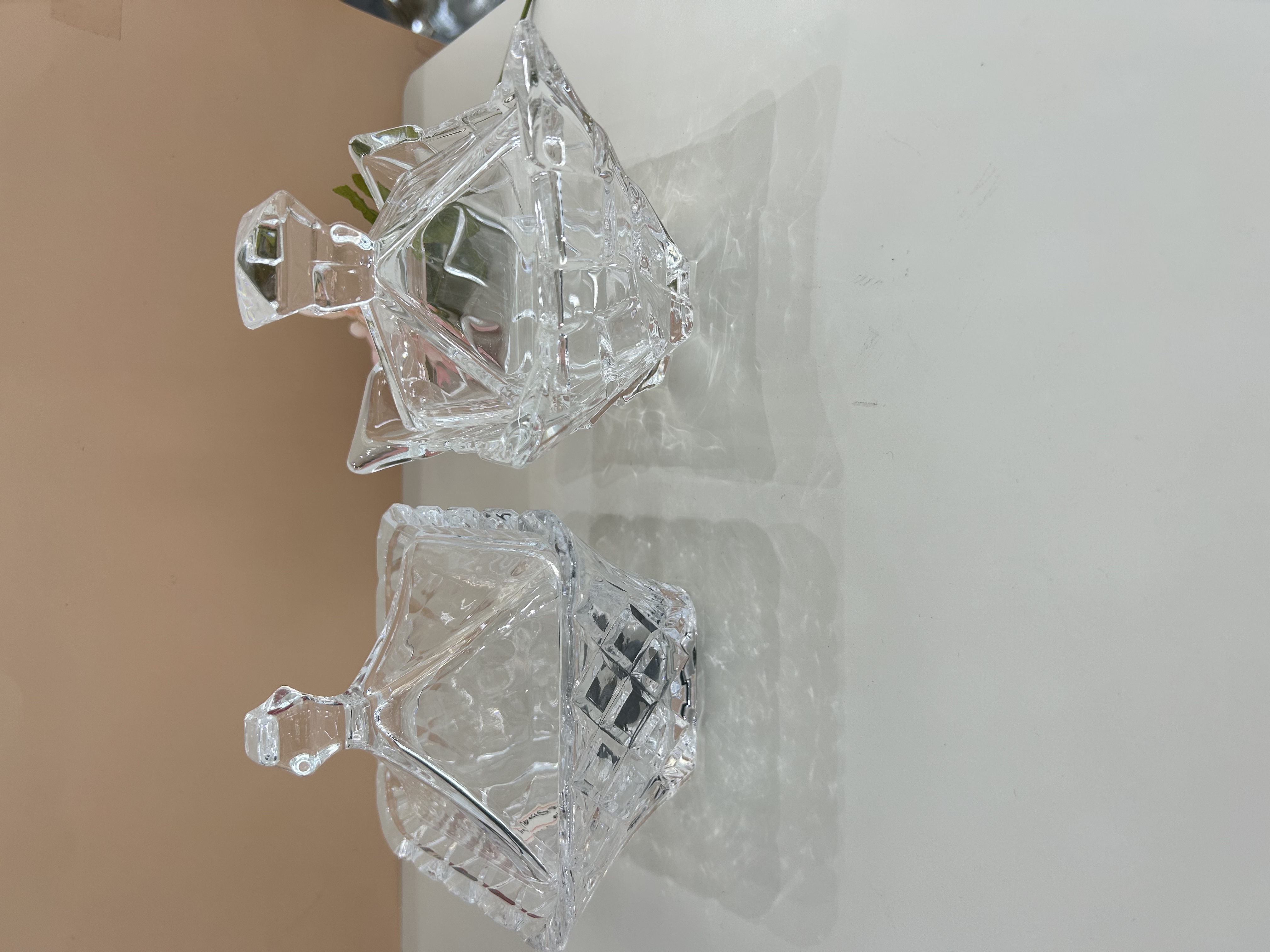 Square glass sugar jar with lid, storage tank, simple jewelry box, glass handicrafts Item Picture