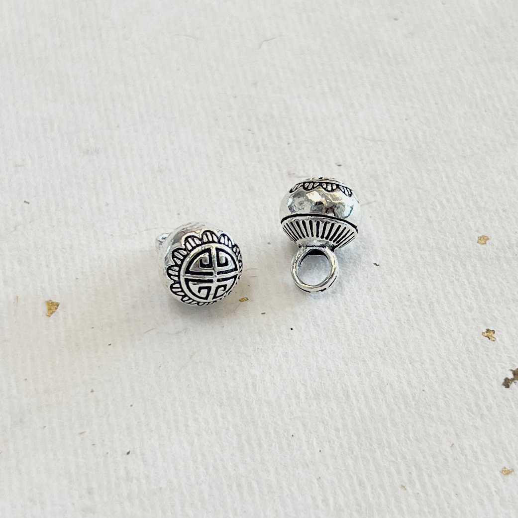 Tibetano cheongpao button plata tibetana sólido tipo de letra de yu patrón vintage gran agujero hebilla puños hecho a mano DIY accesorios de ropa diy accesorios detail image 6