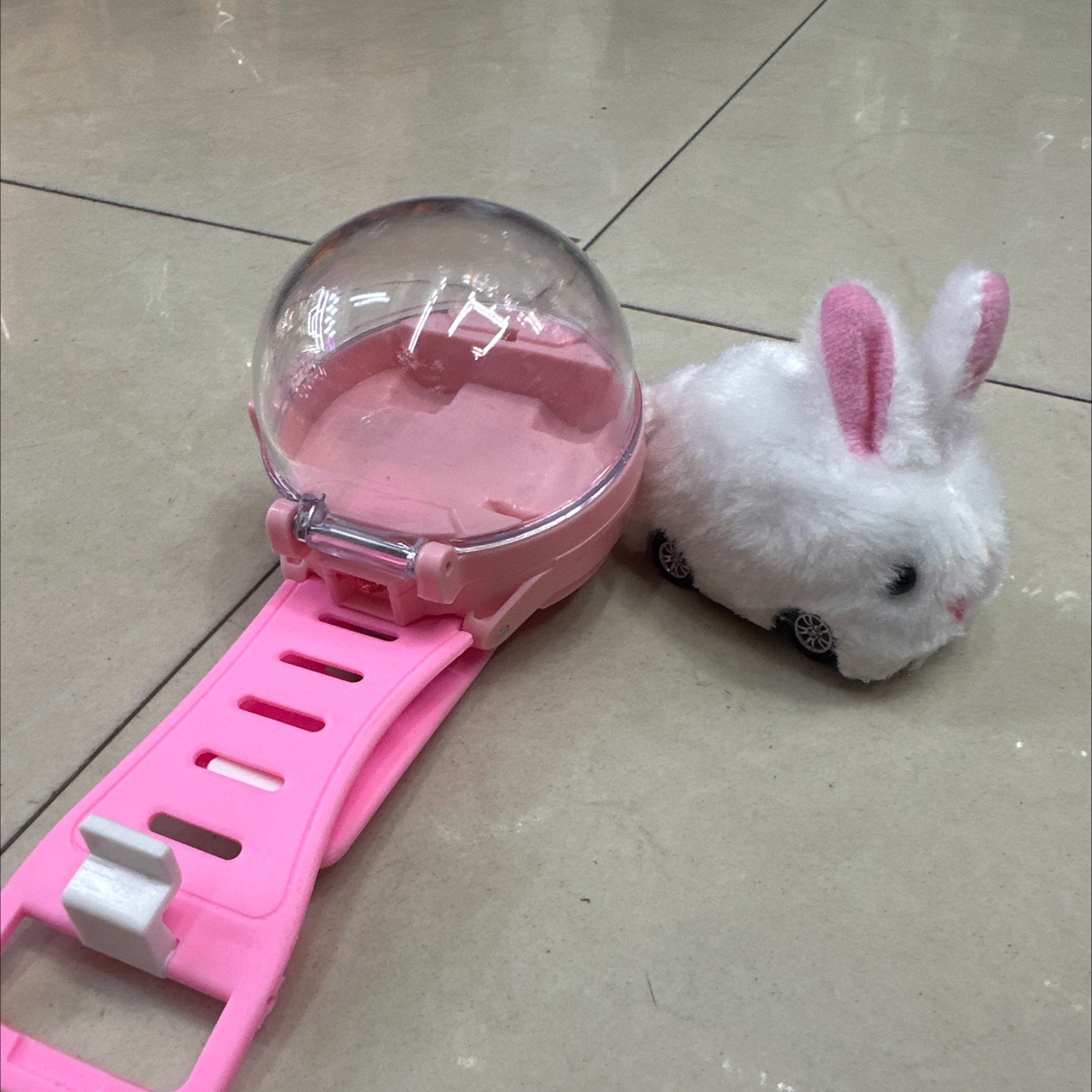 手表遥控毛绒兔产品图