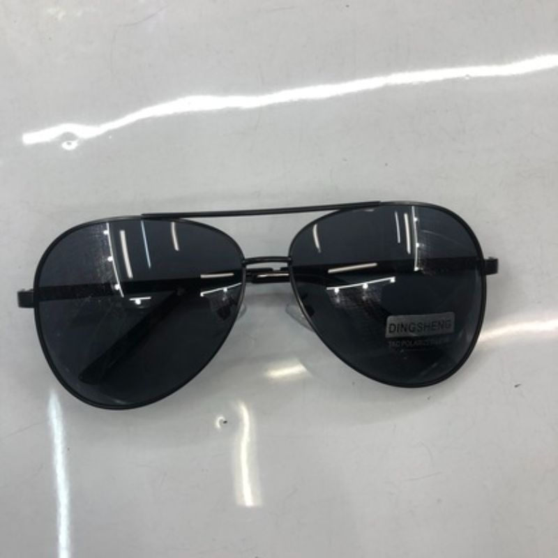 Wholesale tea-colored glasses, goggles, sunglasses, health goggles, crystal flat glasses, plastic frames for men