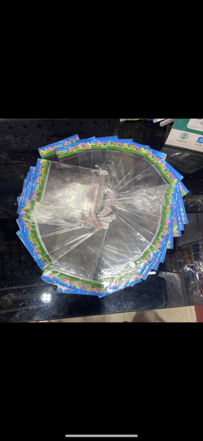 粉色梅花卡头，有多种宽度可做壁挂式多功能挂袋衣柜收纳收纳挂袋神器手机防水袋产品图