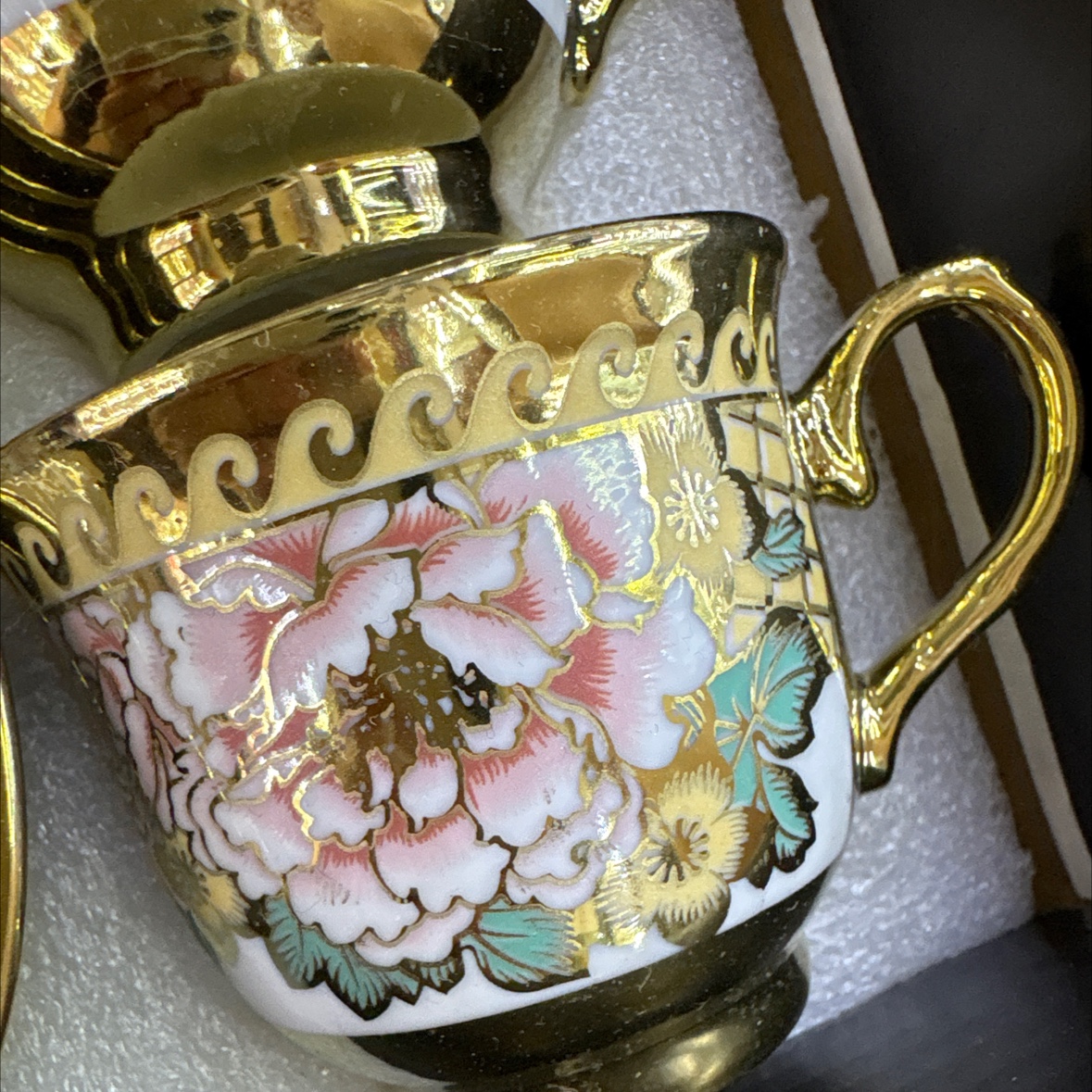 Ceramic coffee cup set, paper cup lid, soy milk cup, home simple office drink cup, coffee cup, ceramic cup, coffee cup set, coffee cup Application Scenario