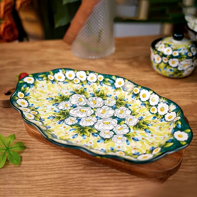 浅茉5.5英寸盘 釉中彩陶瓷圆盘深盘满面花卉陶瓷白底实物图