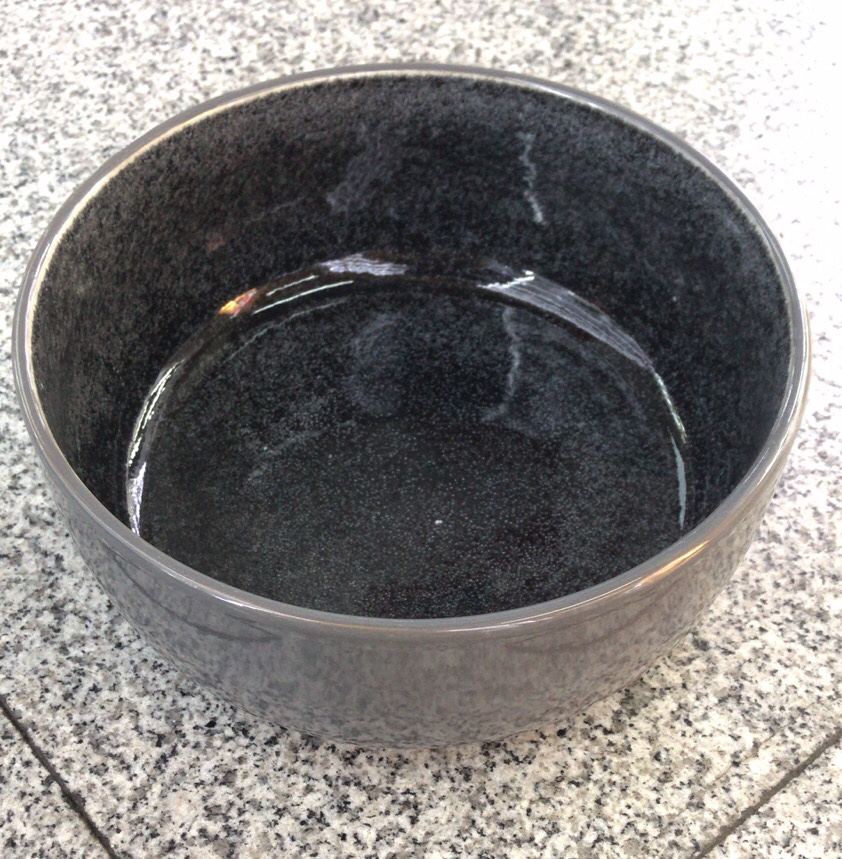 Children's stainless steel bowl and spoon set, small steel basin, silicone anti-slip bottom stainless steel basin, ceramic bowl, plate and dish, multi-functional tableware details Picture