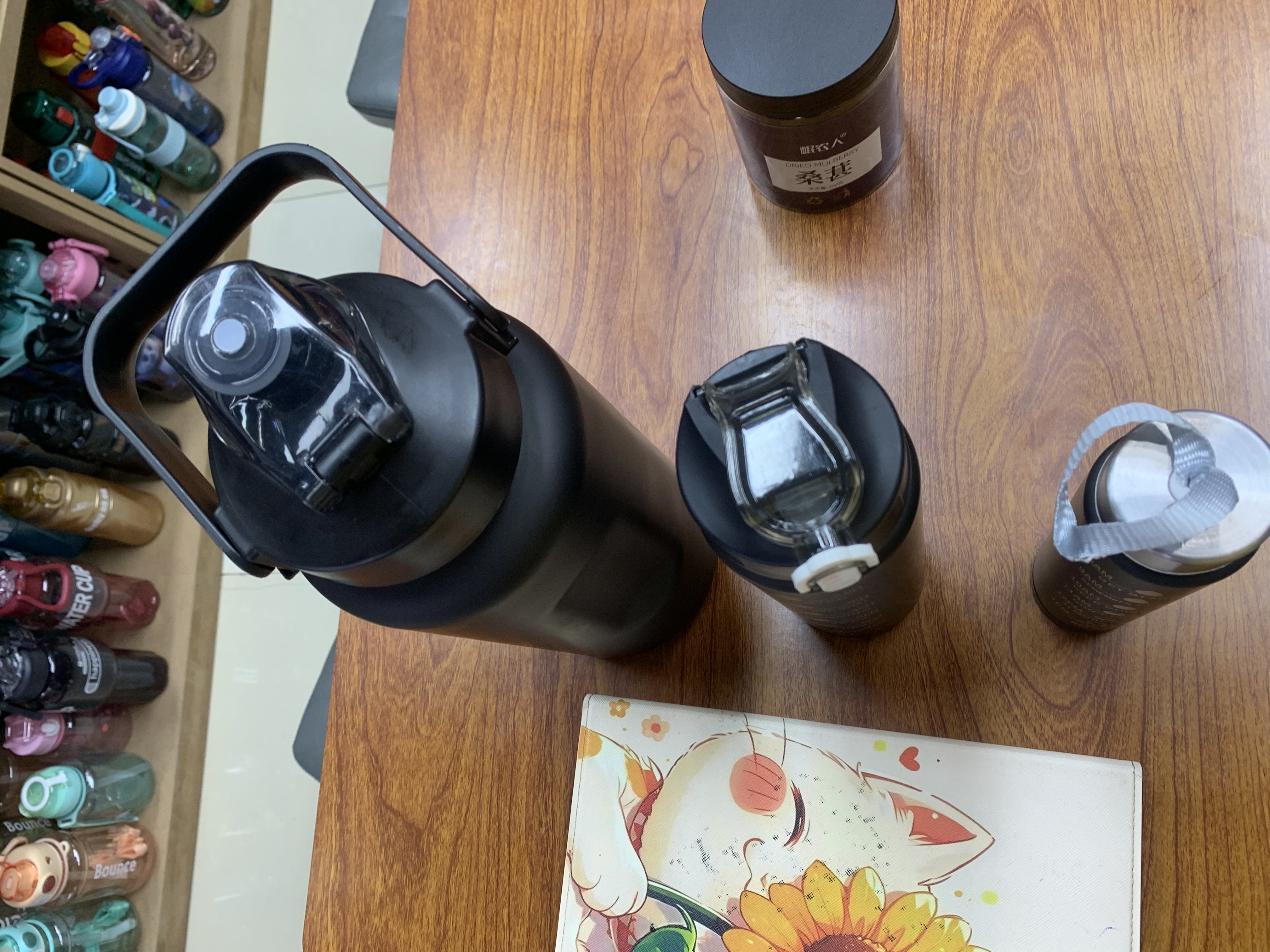 三件套水杯黑色，300毫升，750毫升，2000毫升，塑料水杯塑料杯塑料杯子，提手大容量水杯，外出带吸管直饮详情图5