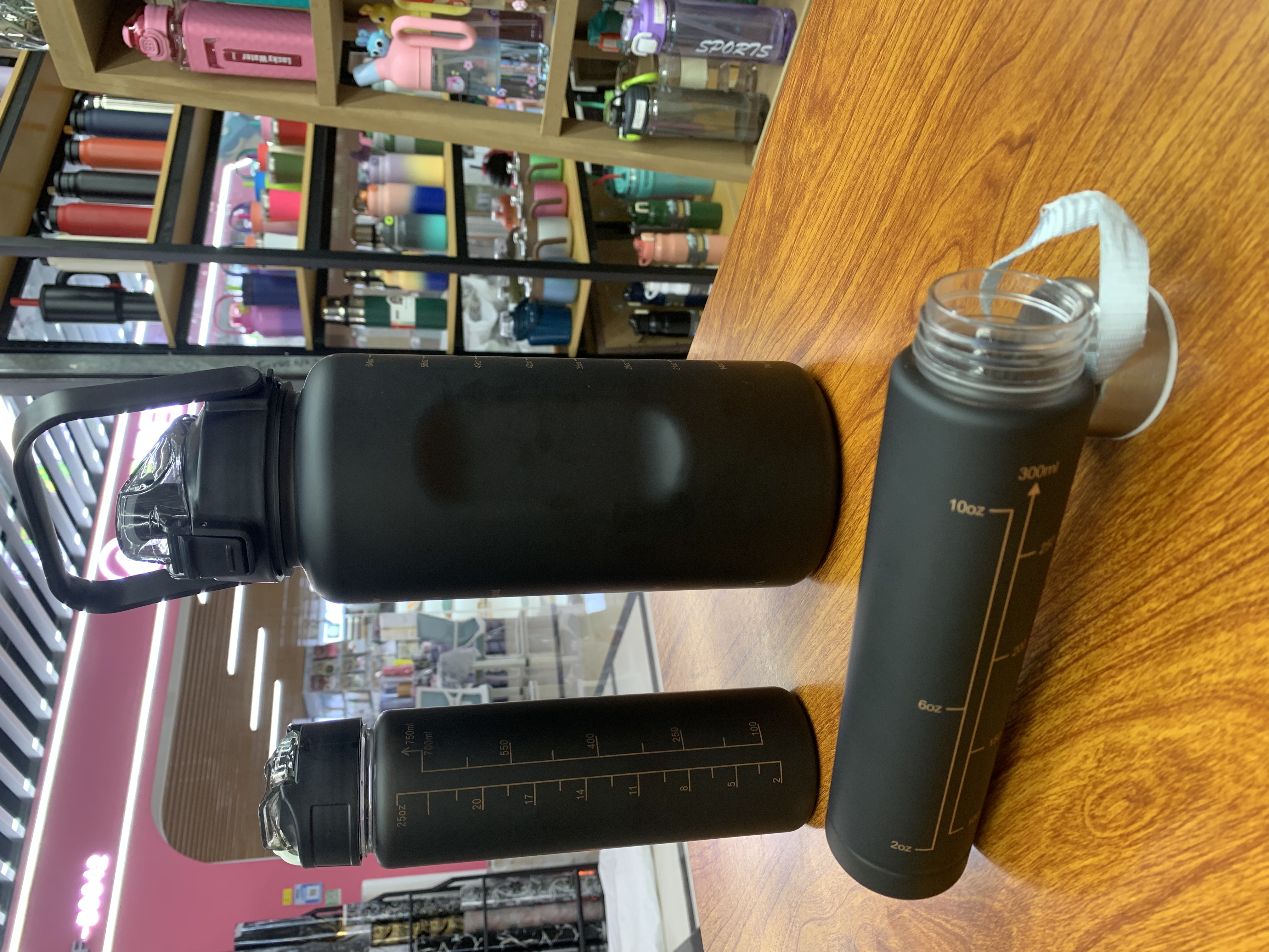 三件套水杯黑色，300毫升，750毫升，2000毫升，塑料水杯塑料杯塑料杯子，提手大容量水杯，外出带吸管直饮详情图6