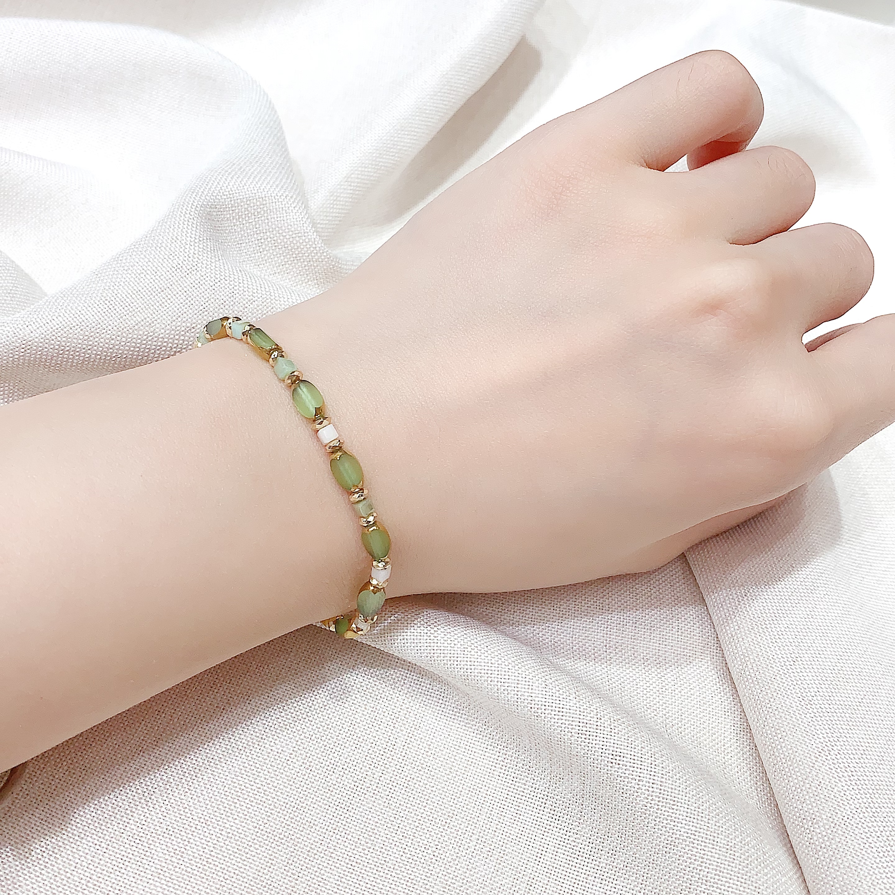 夏日穿搭神器｜橄榄绿串珠手链 金链尾超精致手串水晶手串