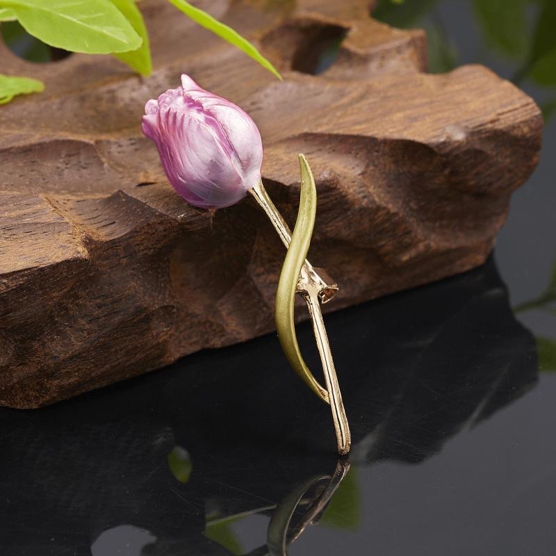Elegant multi-color tulip brooch, simple and elegant brooch, Korean version, niche flower handcrafted brooch wholesale Application Scenario