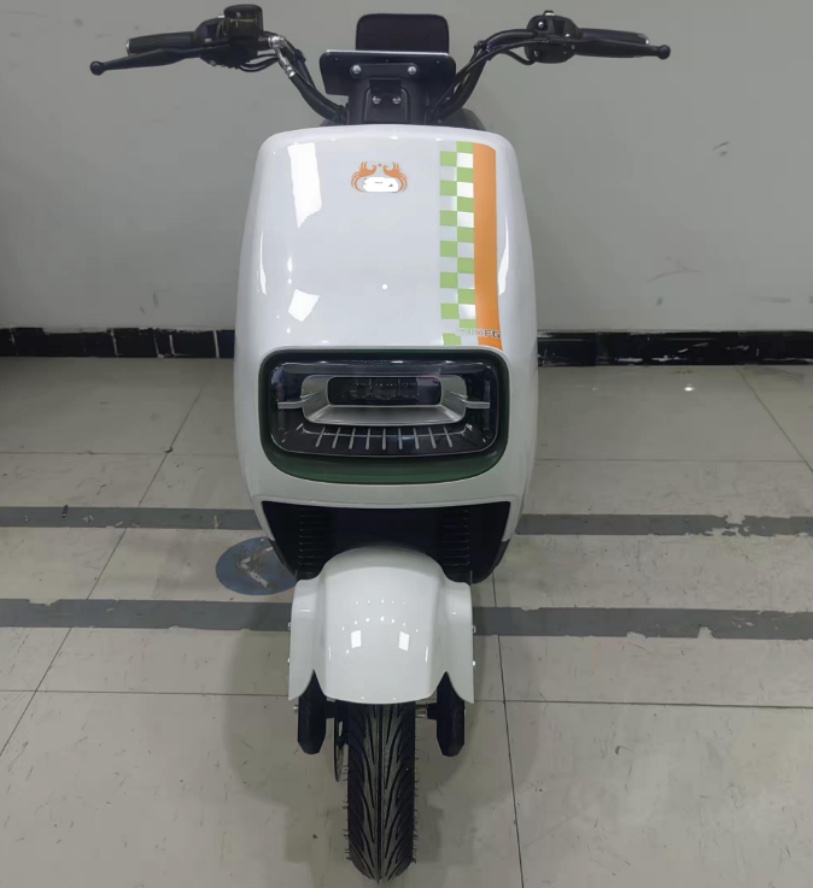 Amplie el stand coche eléctrico moto adulto camper cascos al aire libre para hombres y mujeres portátil multifunción móvil vehículo de herramientas motocicleta scooter eléctrico detail image 4