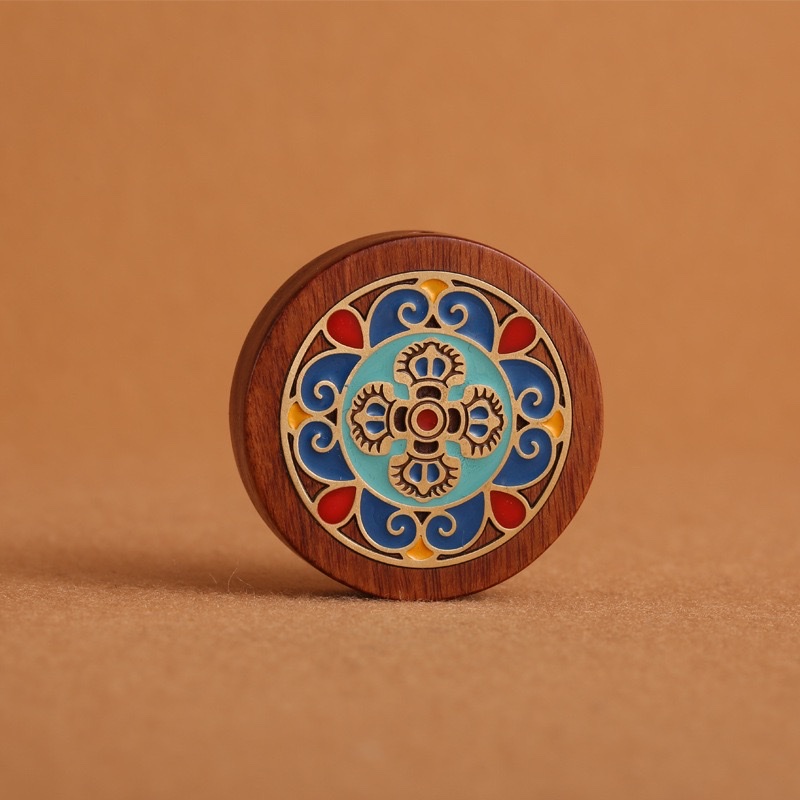 Factory wholesale of rosewood painted gold dry pestles, keychains, hand-painted accessories, handicrafts, gifts, DIY ornaments, pendants detail image 7