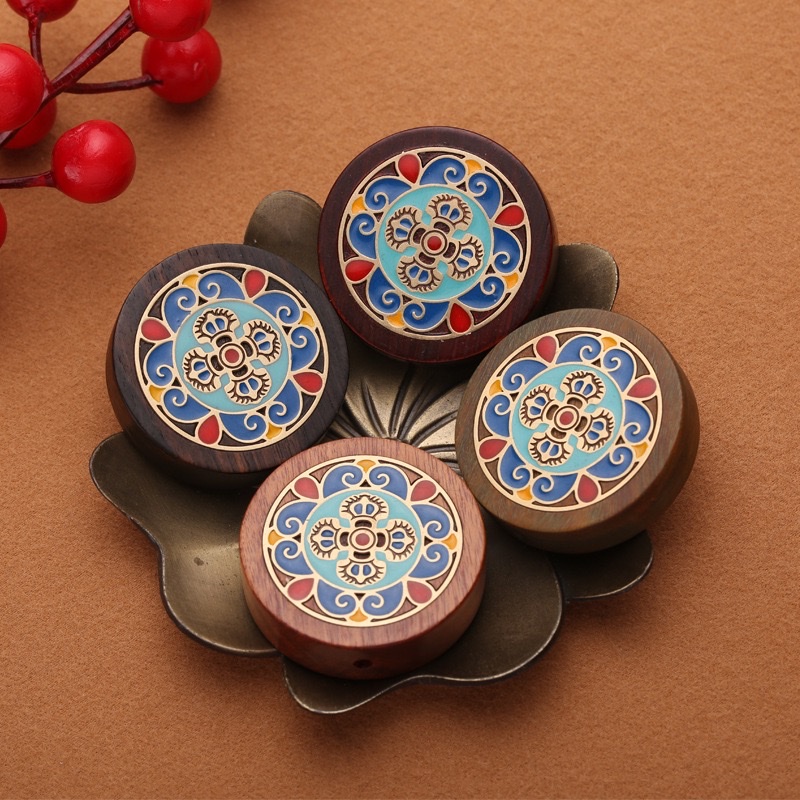 Factory wholesale of rosewood painted gold dry pestles, keychains, hand-painted accessories, handicrafts, gifts, DIY ornaments, pendants