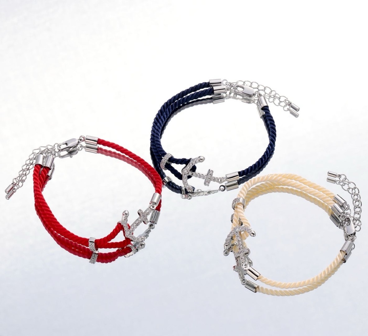 天然水晶手链 木头十字架手链 时尚水晶手串 精美饰品 男女通用