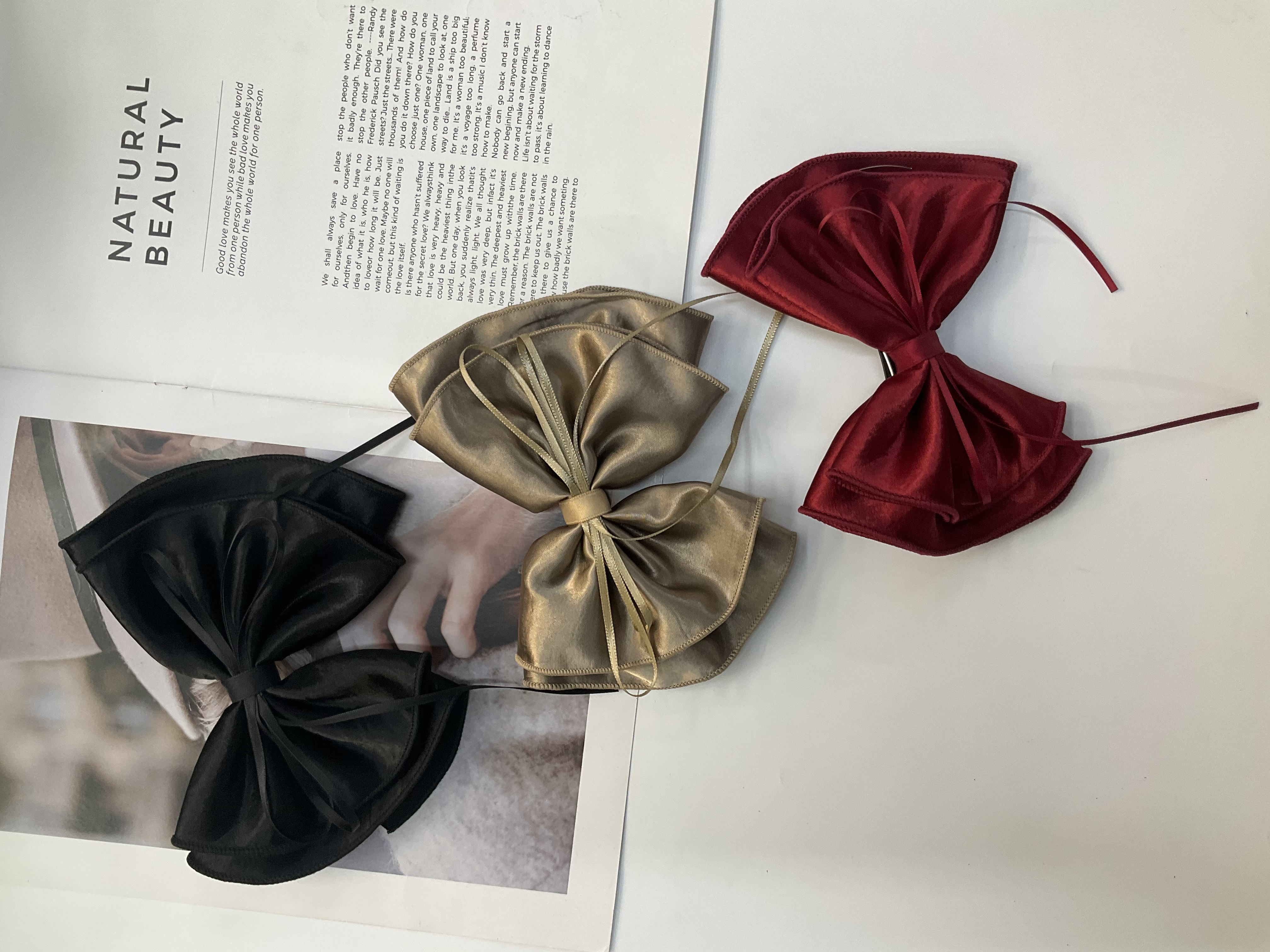 Thick bow tie, hair clips, hair accessories, headwear, gripper Application Scenario