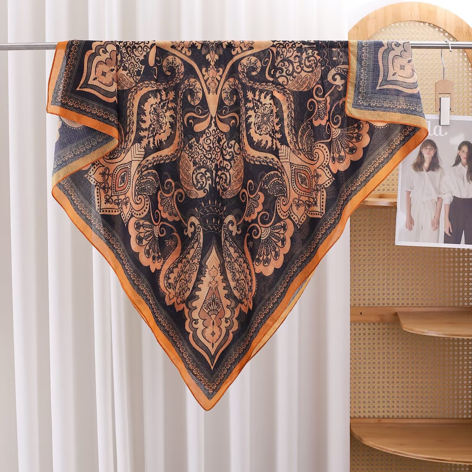 A new style of sun-protective clothing with a silk-textured silk scarf and scarf, decorated with selected fashionable fur, is a versatile choice detail image 6