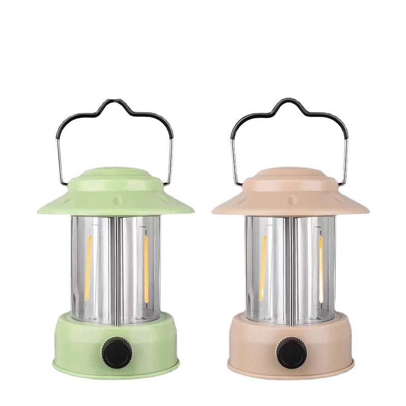 精致露营灯营地灯白底实物图