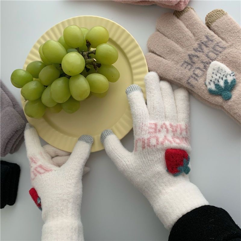 Ladies' winter gloves