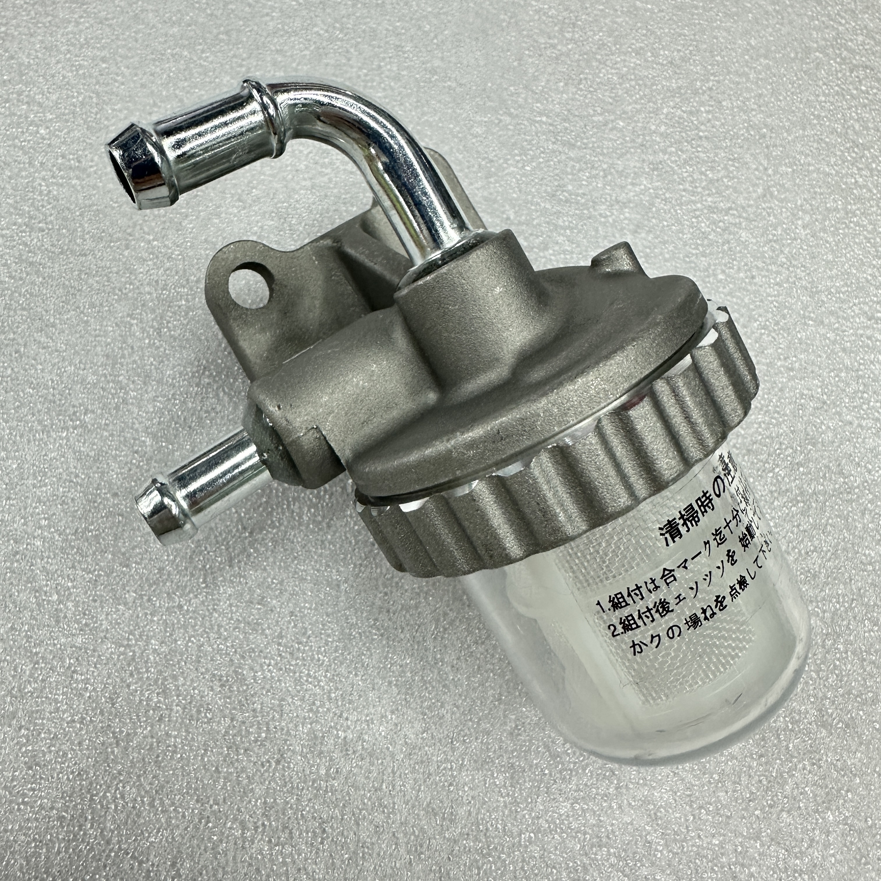 卡车配件适用于ISUZU五十铃10PE1发动机滤清器 1-13200-793-1白底实物图