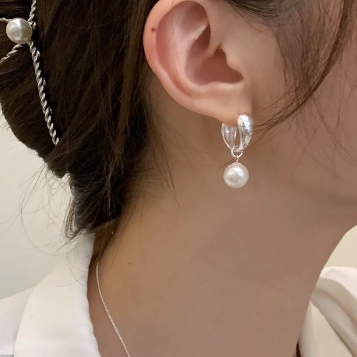 925 Silver ear rings, fashionable and elegant for women, anti-allergy ear buckles, new Korean version earrings, 458 accessories, earrings, earrings, stud accessories Application Scenario