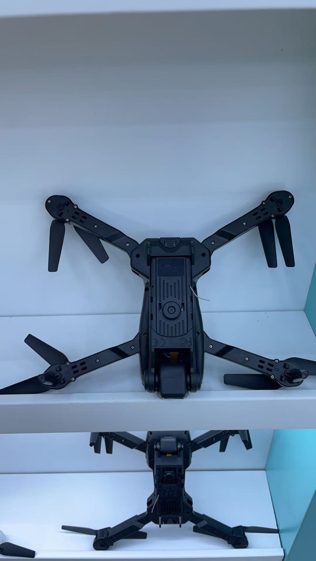 无人化装备/机器人及人工
智能装备/AR-VR 装备F20